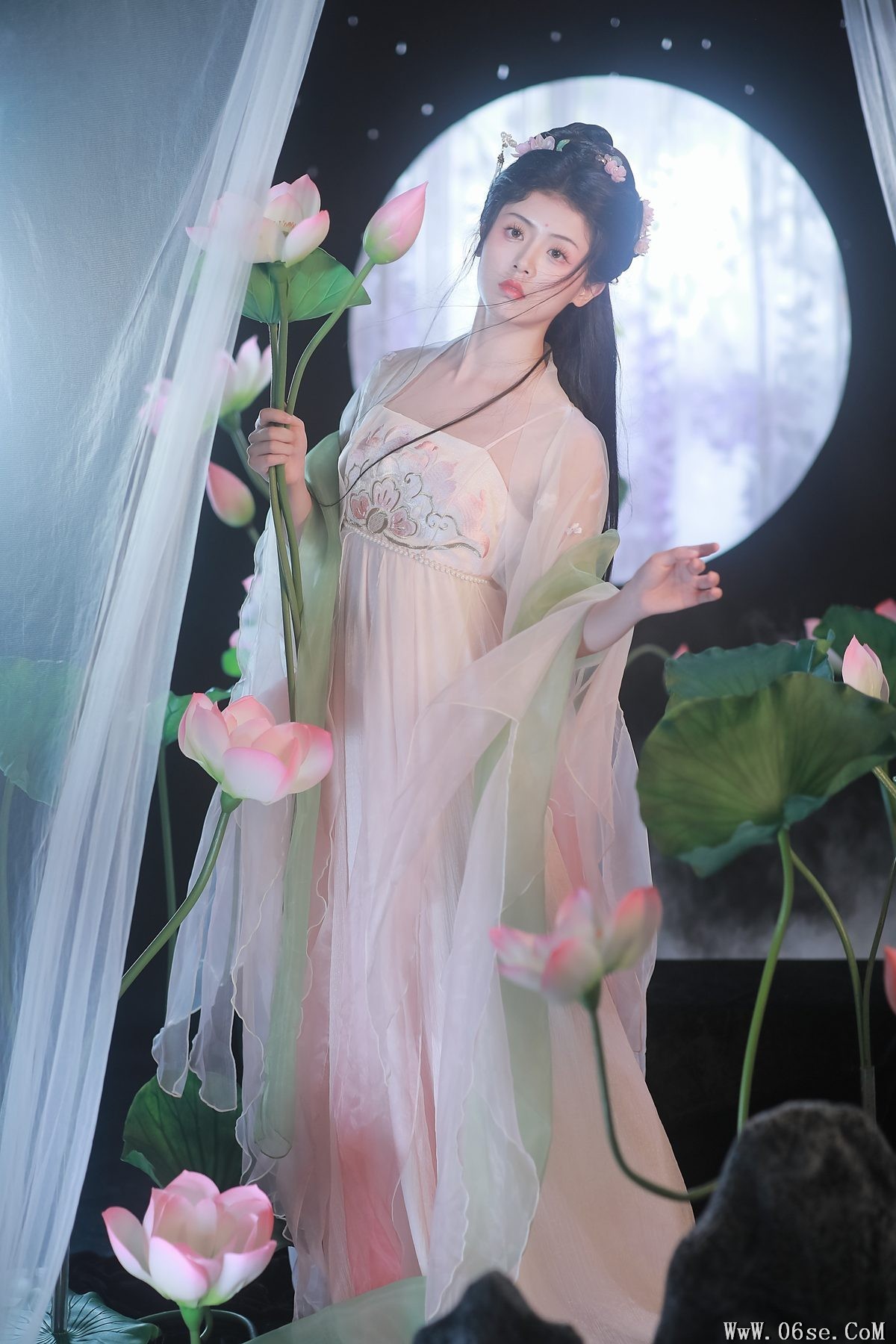 图片[4]-YiTuYu艺图语 Vol.4974 Dai Bu Zhu De Yi Mi[37P]-六色网