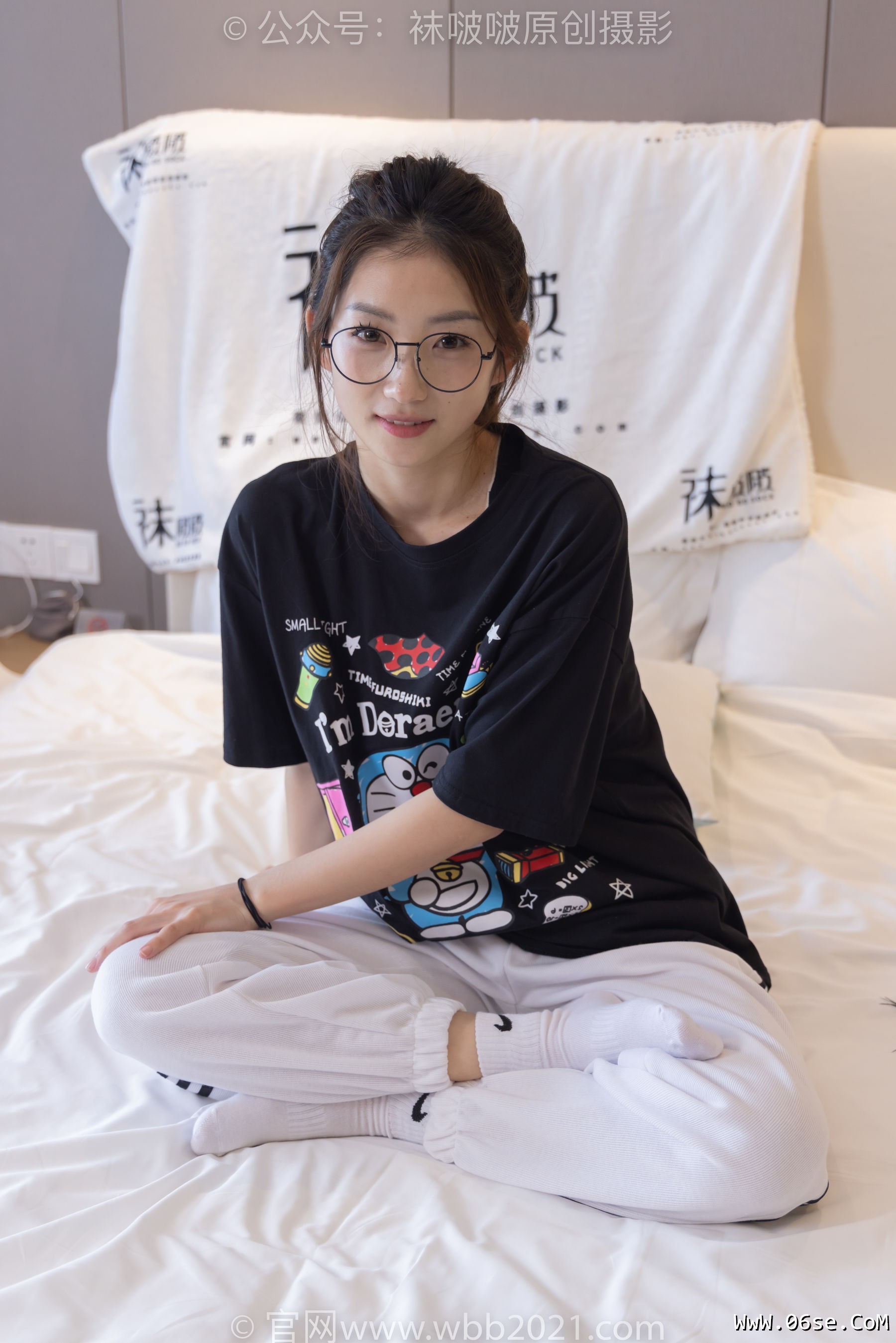 图片[19]-BoBoSocks袜啵啵 No.382 小沫 -板鞋、白棉袜[143P]-六色网