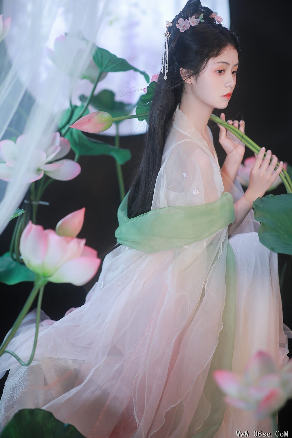 图片[28]-YiTuYu艺图语 Vol.4974 Dai Bu Zhu De Yi Mi[37P]-六色网