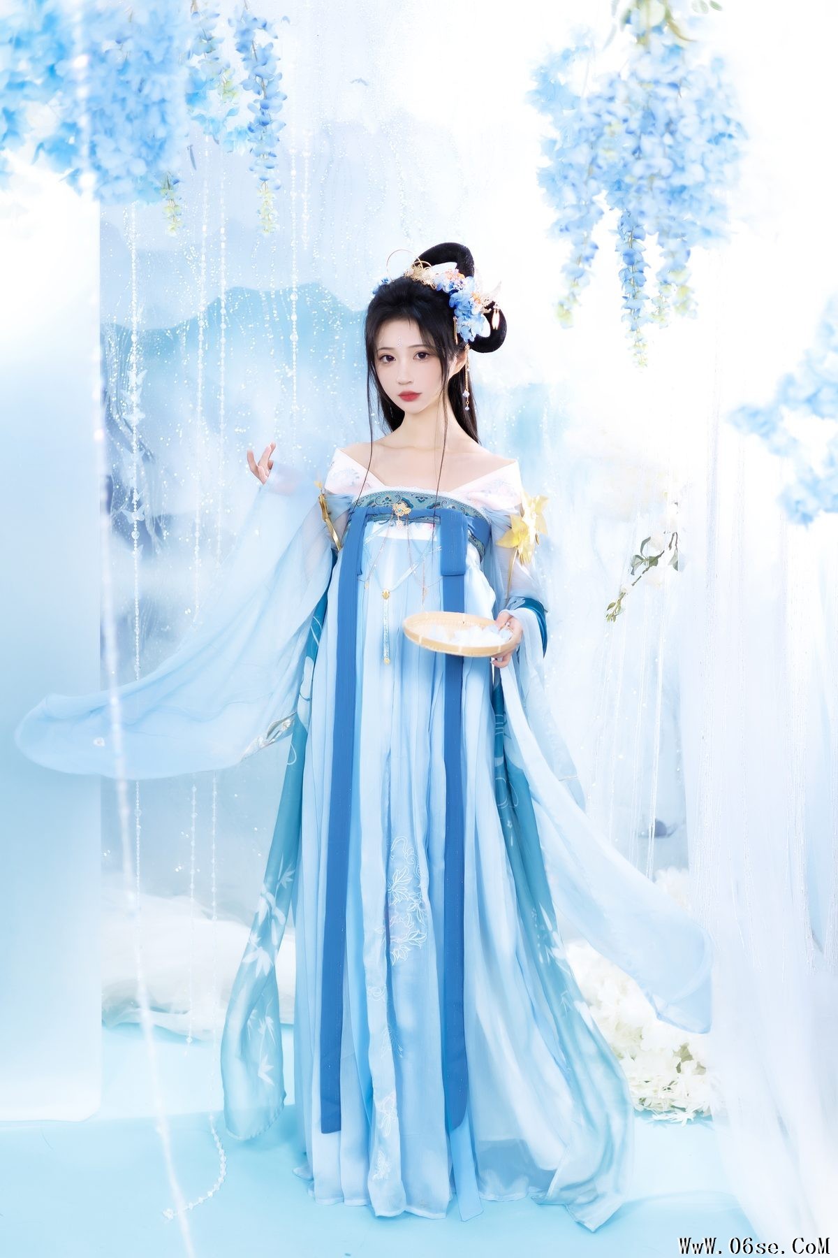 图片[3]-YiTuYu艺图语 Vol.3540 Qi Luo Sheng De Xiao Su Su[26P]-六色网