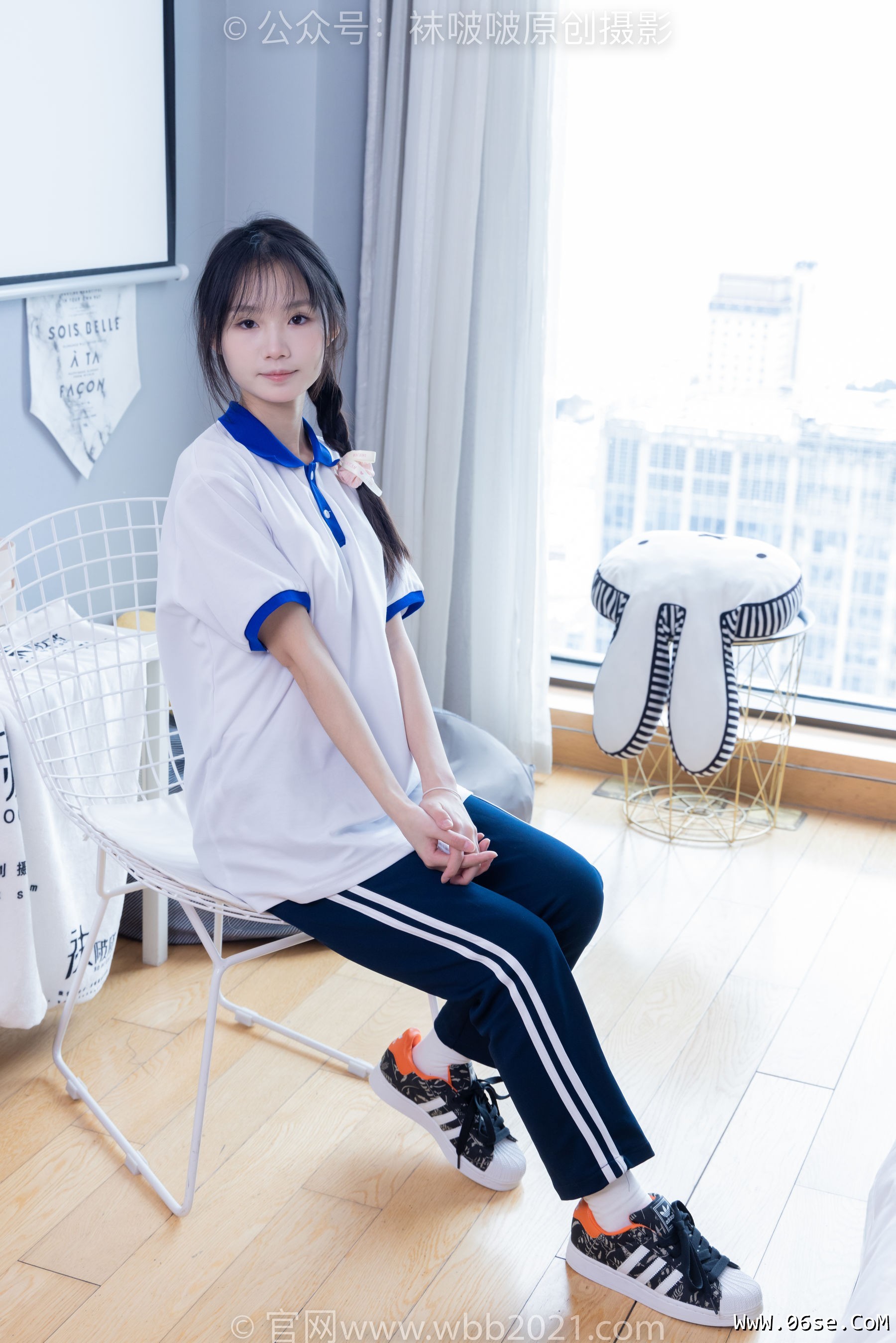 图片[62]-BoBoSocks袜啵啵 No.366 甜甜圈 -三双板鞋、白棉袜、短白丝[150P]-六色网
