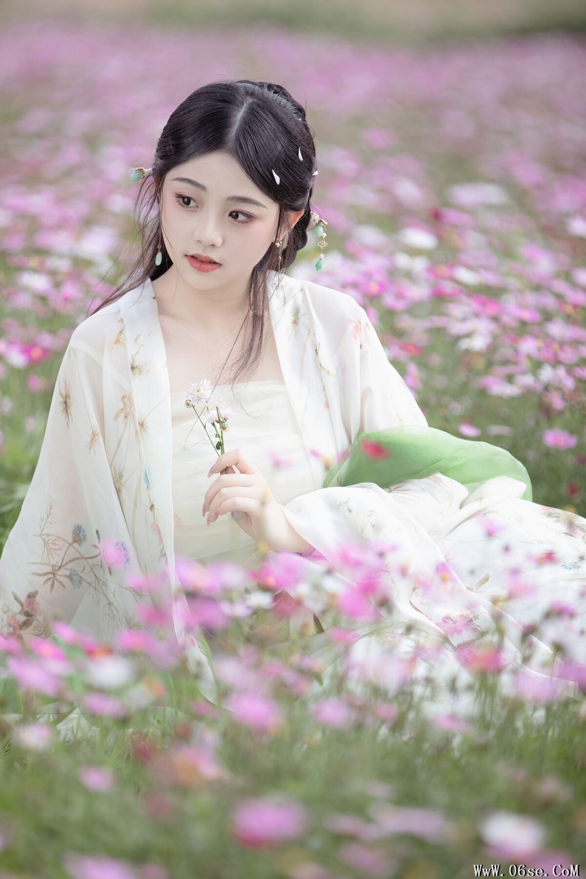 图片[29]-YiTuYu艺图语 Vol.6393 Jin Zou Ba[34P]-六色网