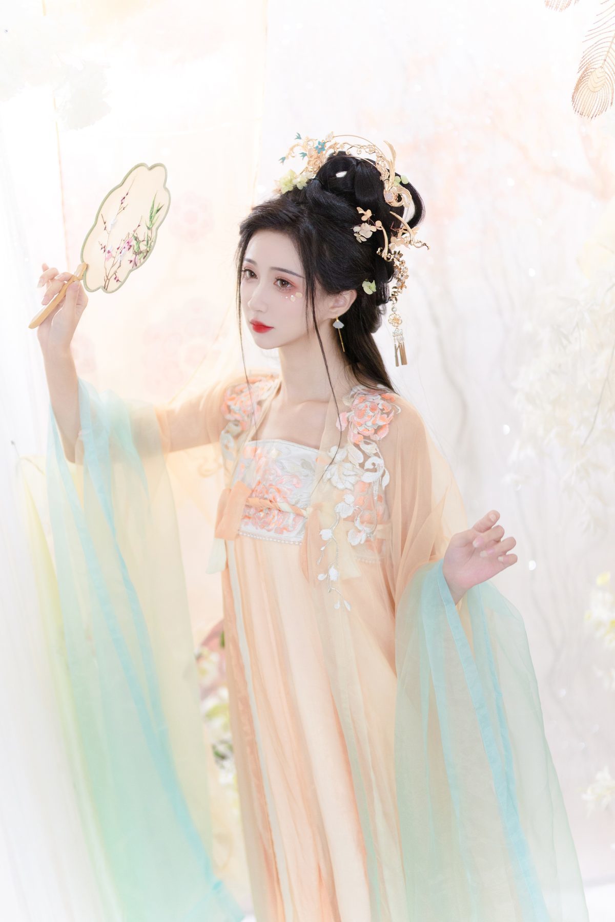 图片[26]-YiTuYu艺图语 Vol.5606 Qi Luo Sheng De Xiao Su Su[31P]-六色网