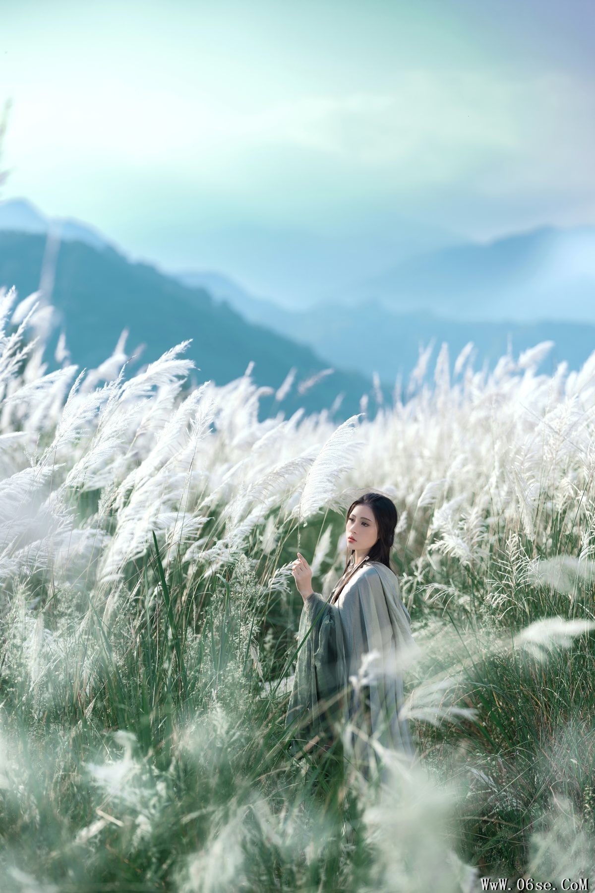 图片[14]-YiTuYu艺图语 Vol.5462 Nu Li Ban Zhuan De Shuang He[51P]-六色网