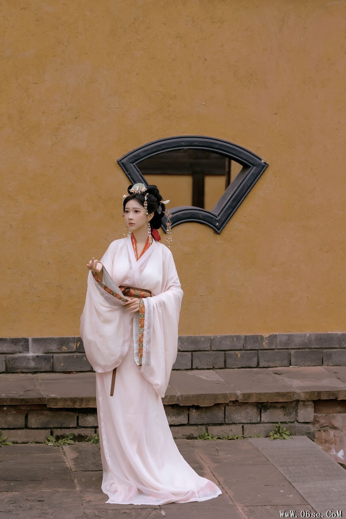 图片[15]-YiTuYu艺图语 Vol.6337 Qi Luo Sheng De Xiao Su Su[26P]-六色网