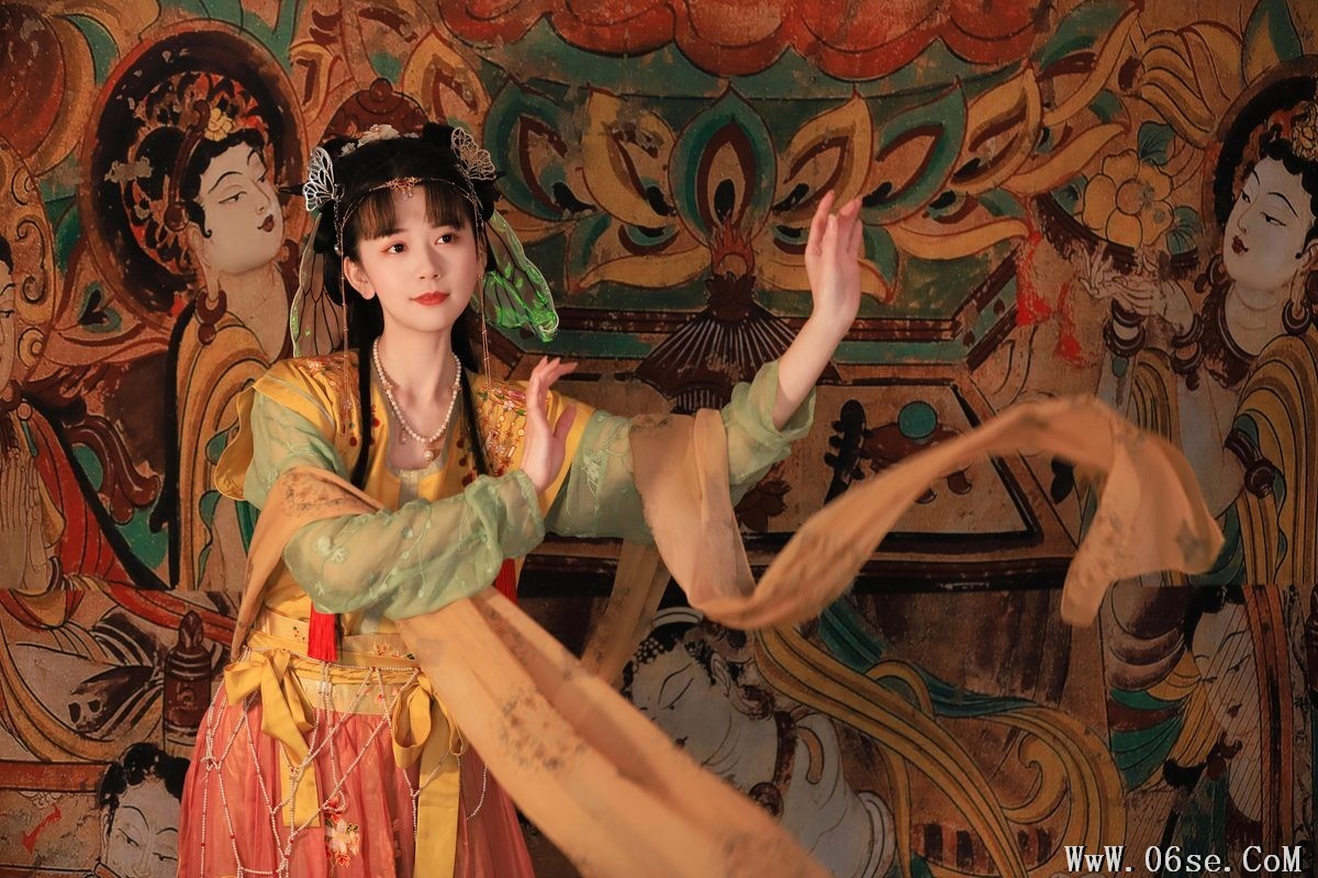 图片[17]-YiTuYu艺图语 Vol.5447 Ce Er Qing Xin Ting[27P]-六色网