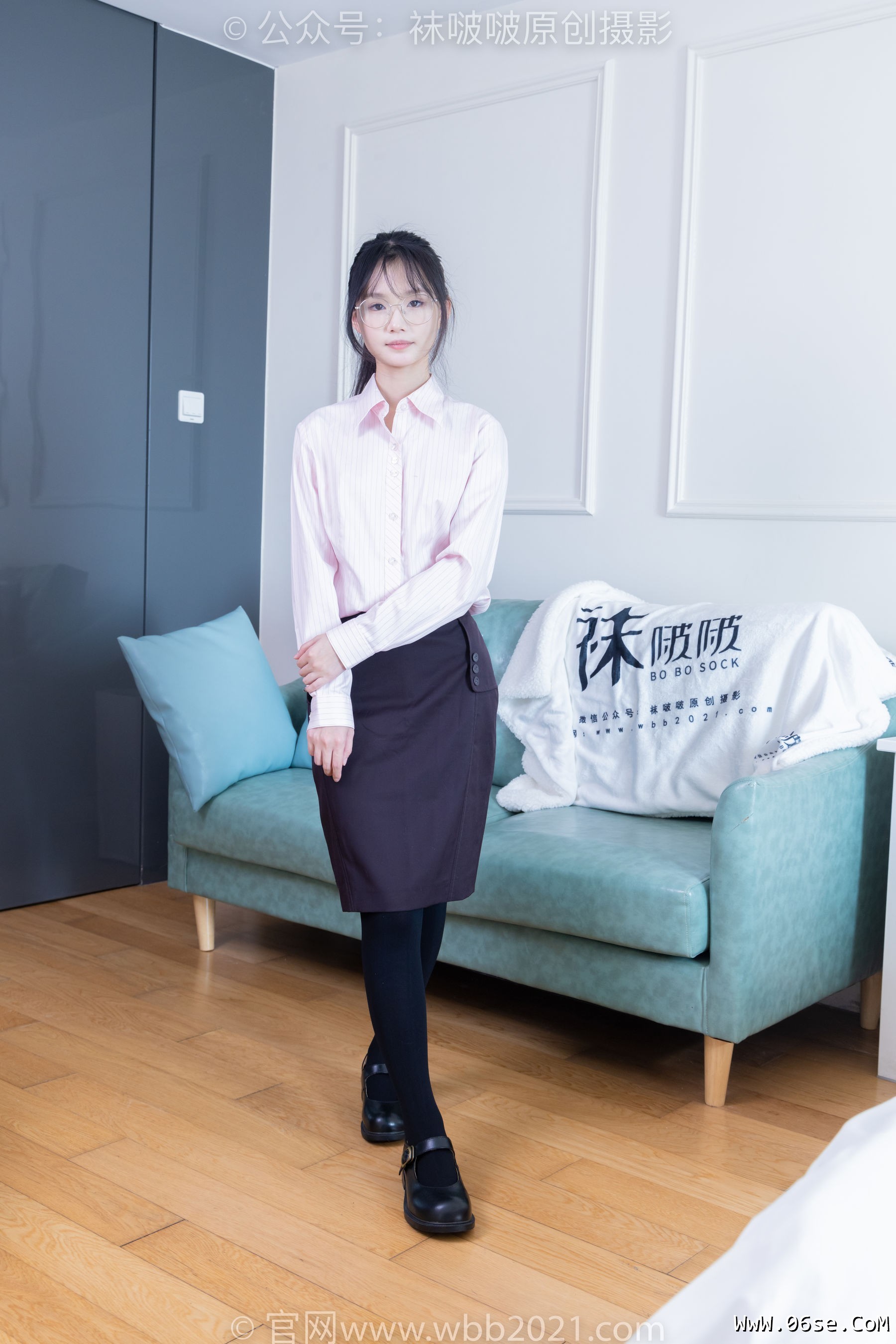 图片[6]-BoBoSocks袜啵啵 No.362 甜甜圈 -两双皮鞋、厚肉丝、厚黑丝、ol制服[230P]-六色网
