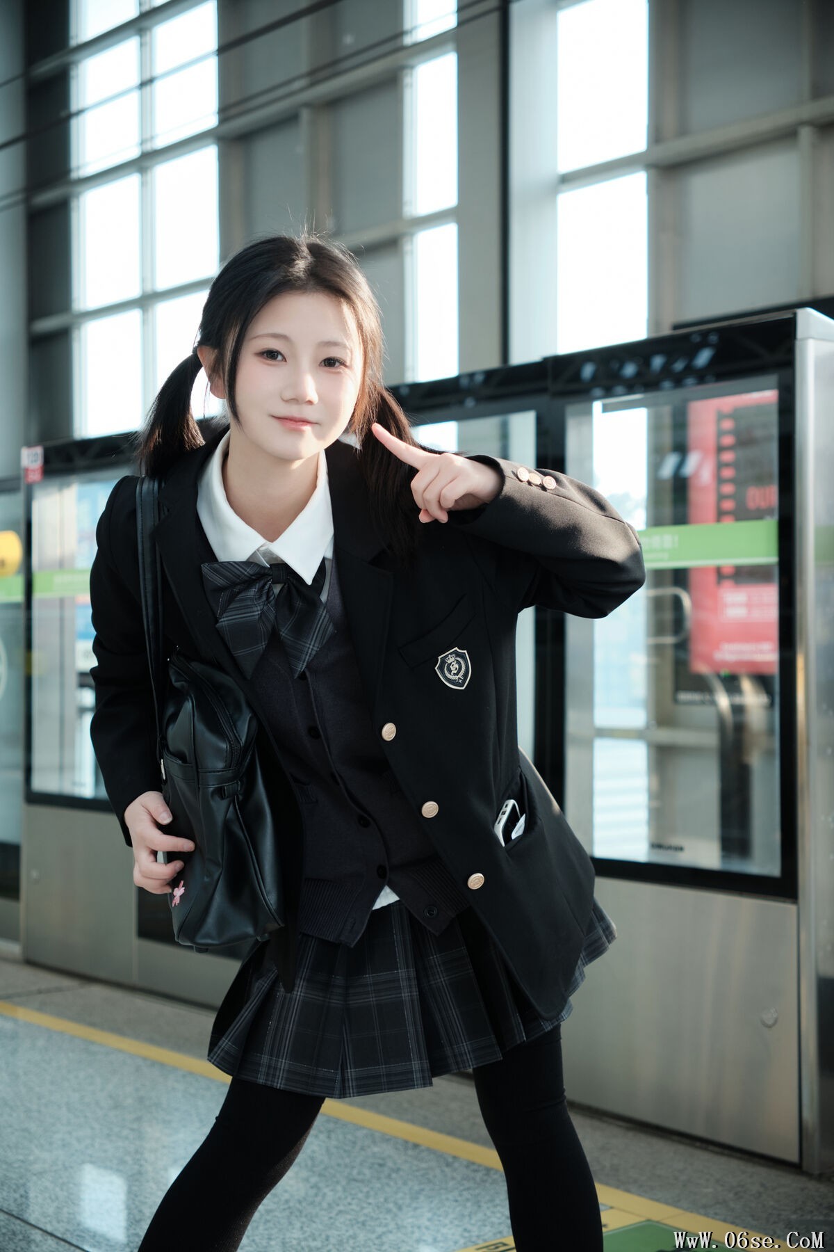 图片[21]-YiTuYu艺图语 Vol.6803 Rou Song Bao[25P]-六色网