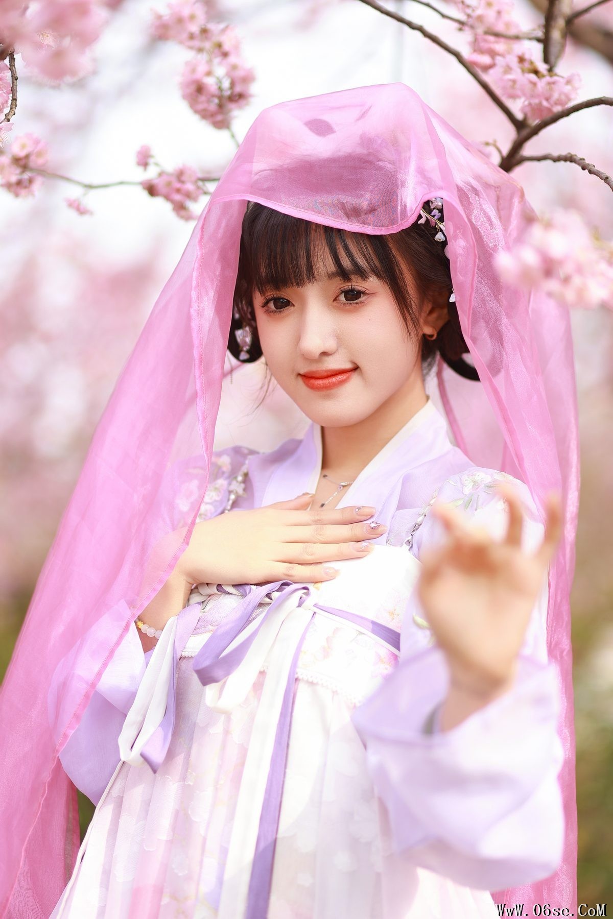 图片[17]-YiTuYu艺图语 Vol.4683 Nuo Nuo Chi Nuo Mi[25P]-六色网
