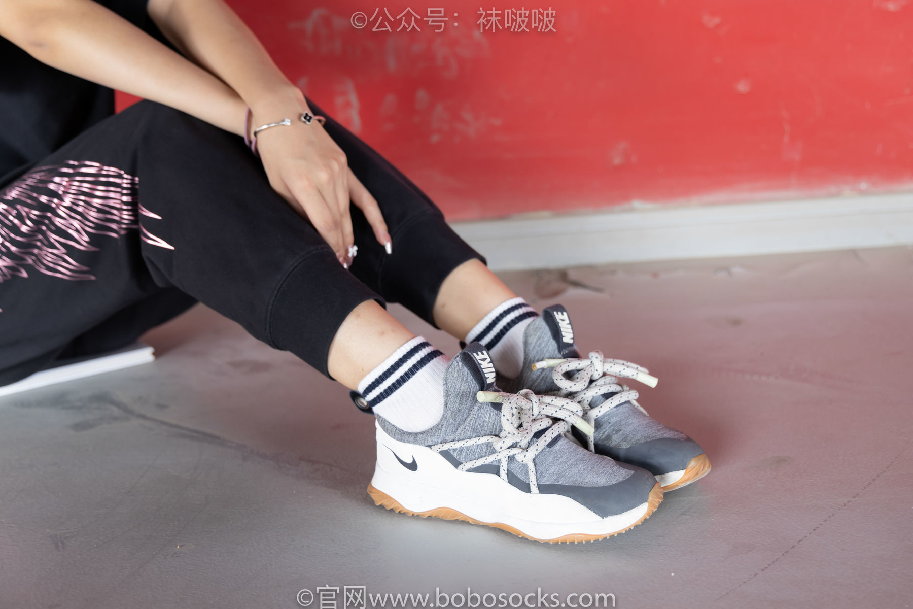 图片[28]-BoBoSocks袜啵啵 No.018 木木-运动鞋、白棉袜、裸足[136P]-六色网