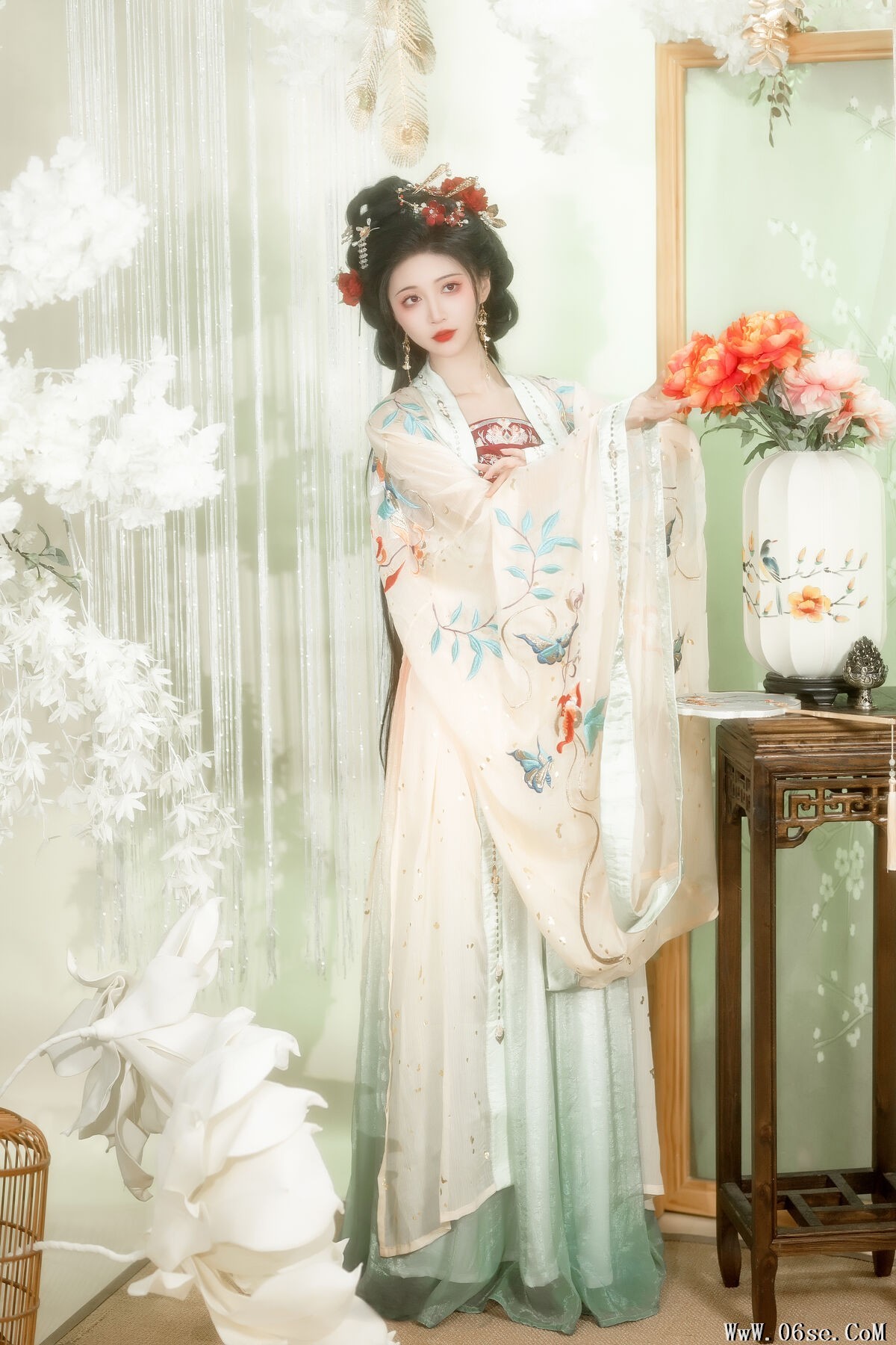 图片[13]-YiTuYu艺图语 Vol.7124 Qi Luo Sheng De Xiao Su Su[25P]-六色网