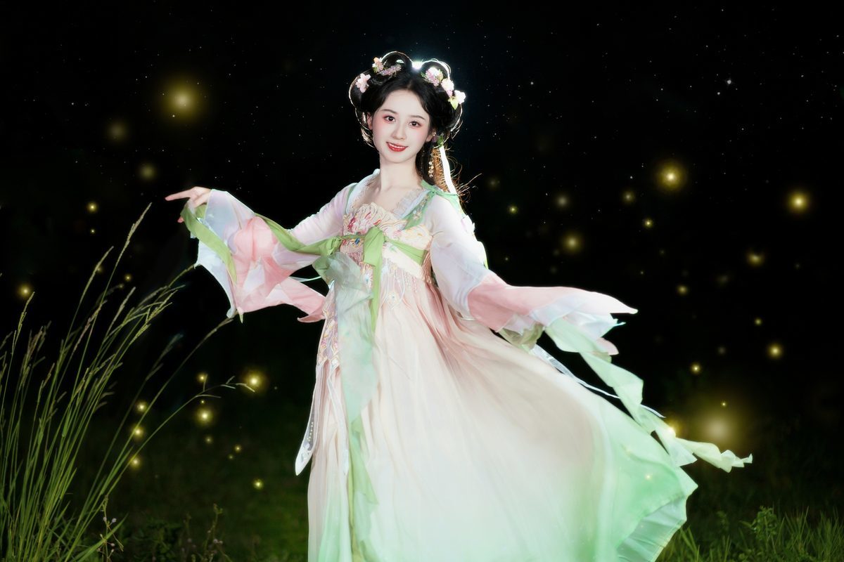 图片[6]-YiTuYu艺图语 Vol.5562 Shu Pian Yoyi[27P]-六色网