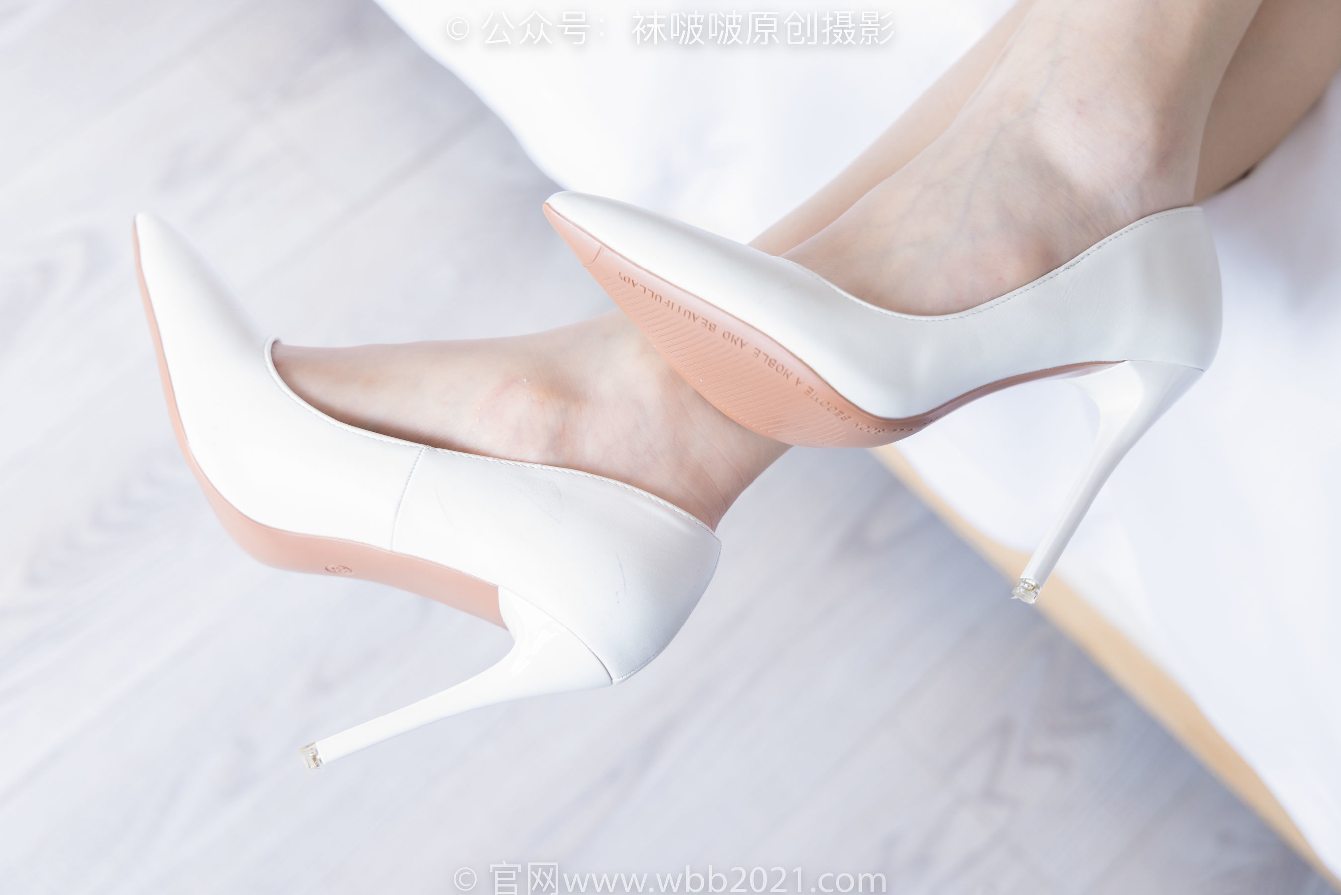 图片[140]-BoBoSocks袜啵啵 No.275小甜豆 -高跟鞋、板鞋、单腿黑丝、单腿白棉袜、裸足[199P]-六色网