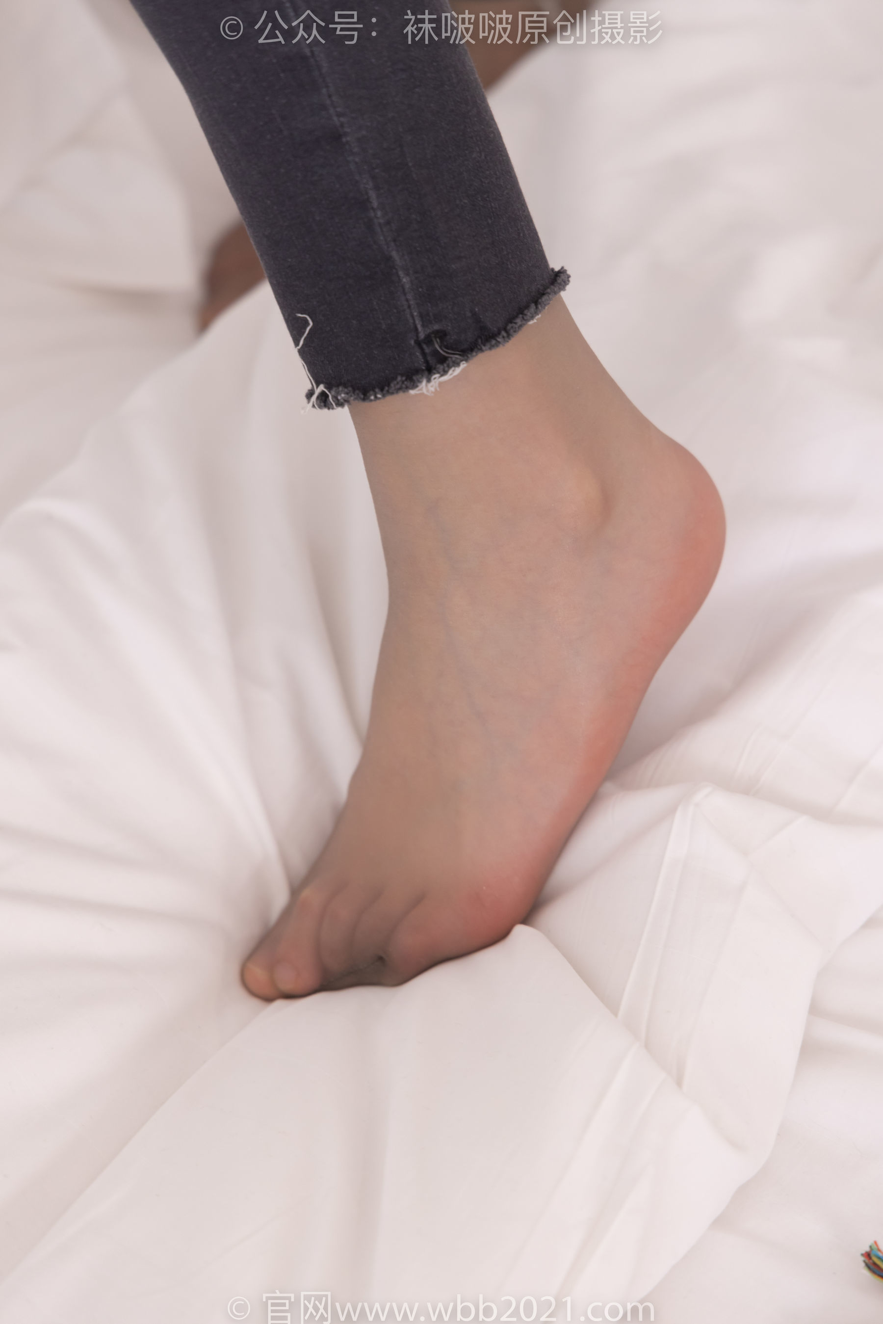 图片[41]-BoBoSocks袜啵啵 No.326 小甜豆 -长靴、油亮灰丝、裤里丝[155P]-六色网