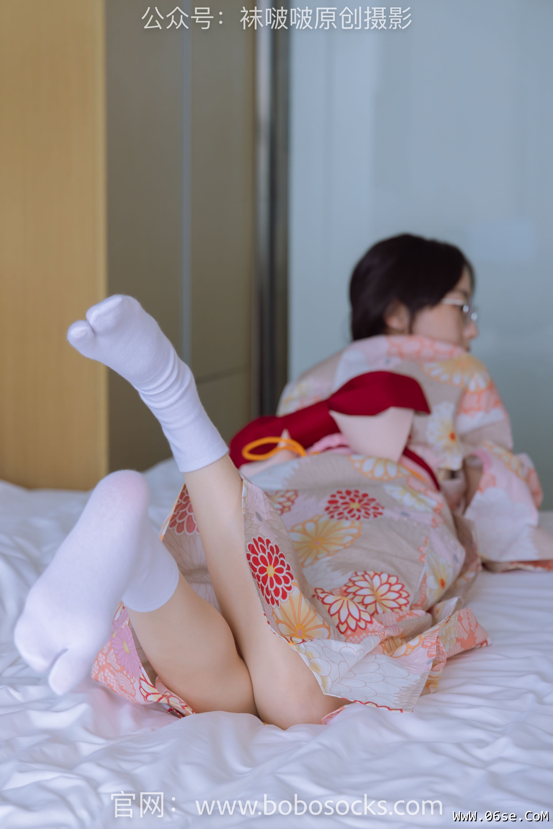 图片[17]-BoBoSocks袜啵啵 No.137 稚予-木屐、分指白棉袜、裸足、和风浴衣[170P]-六色网