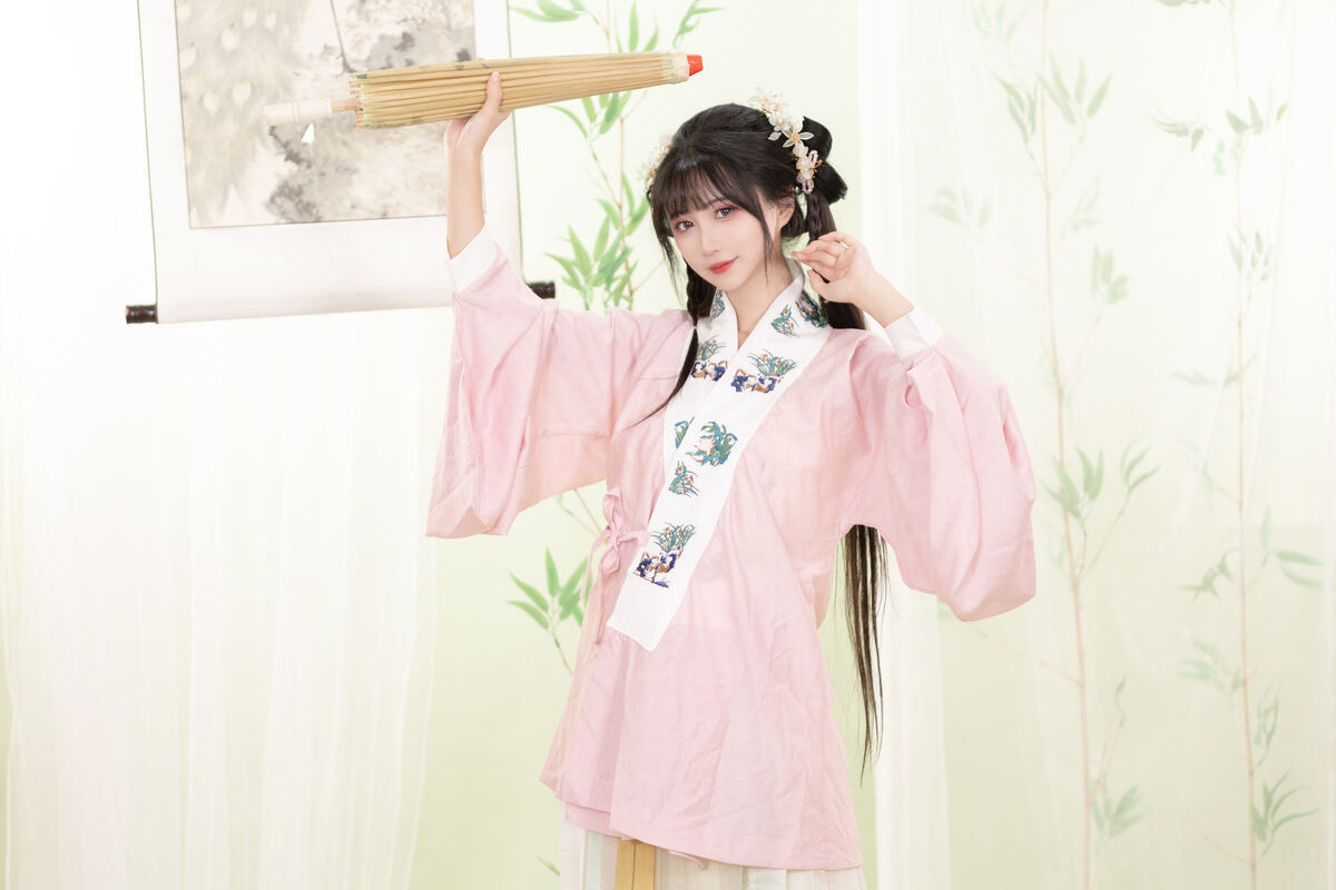 图片[19]-YiTuYu艺图语 Vol.7125 Qi Luo Sheng De Xiao Su Su[28P]-六色网