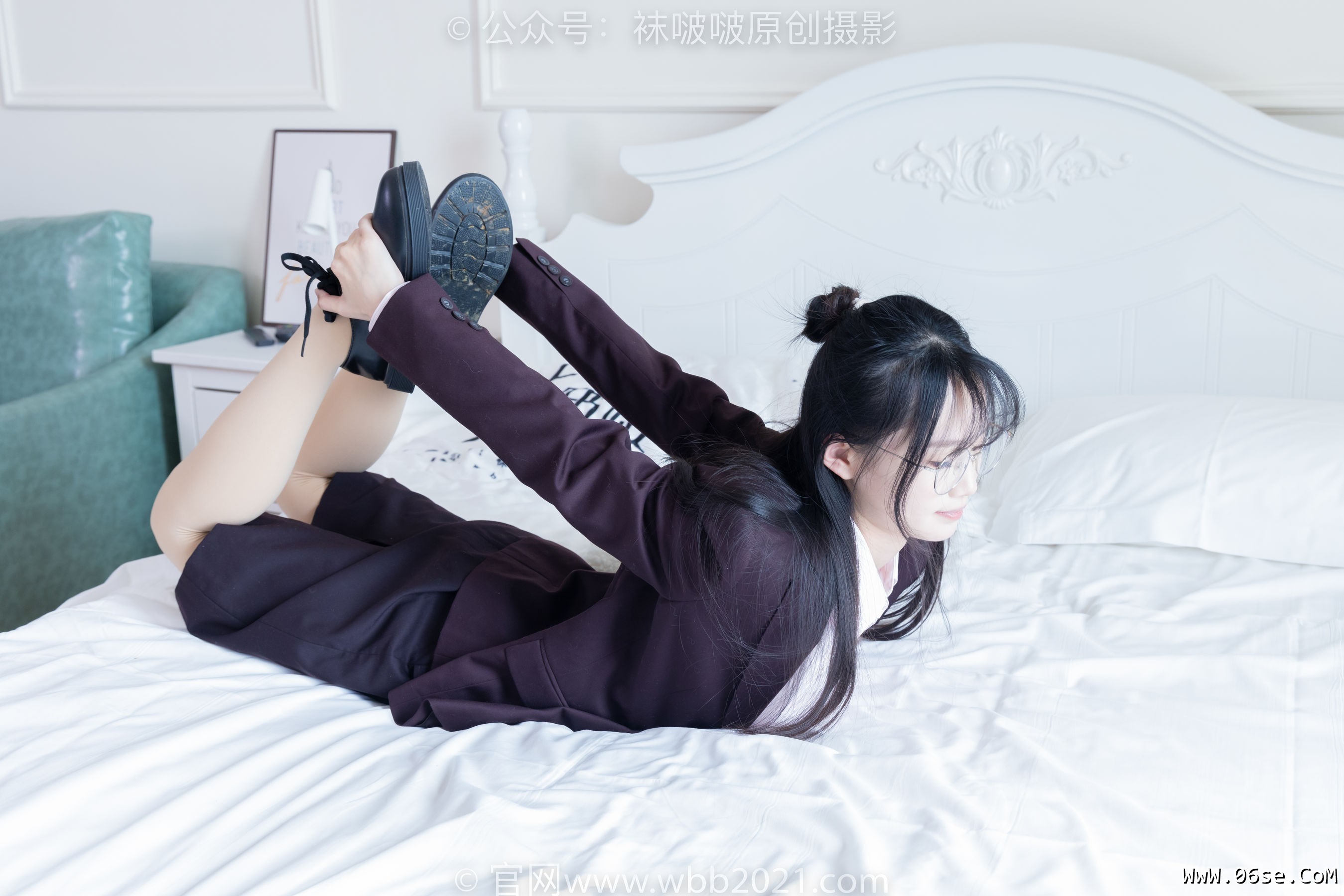 图片[162]-BoBoSocks袜啵啵 No.362 甜甜圈 -两双皮鞋、厚肉丝、厚黑丝、ol制服[230P]-六色网