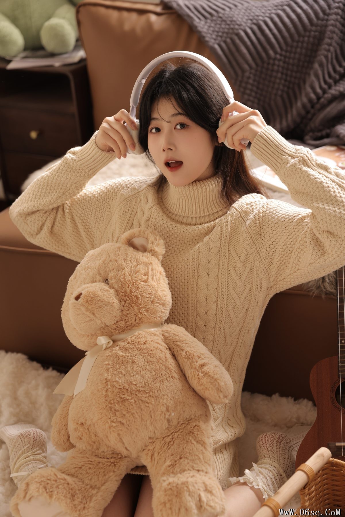 图片[16]-YiTuYu艺图语 Vol.3516 Xiao E Jiang Jiang Jiang[28P]-六色网