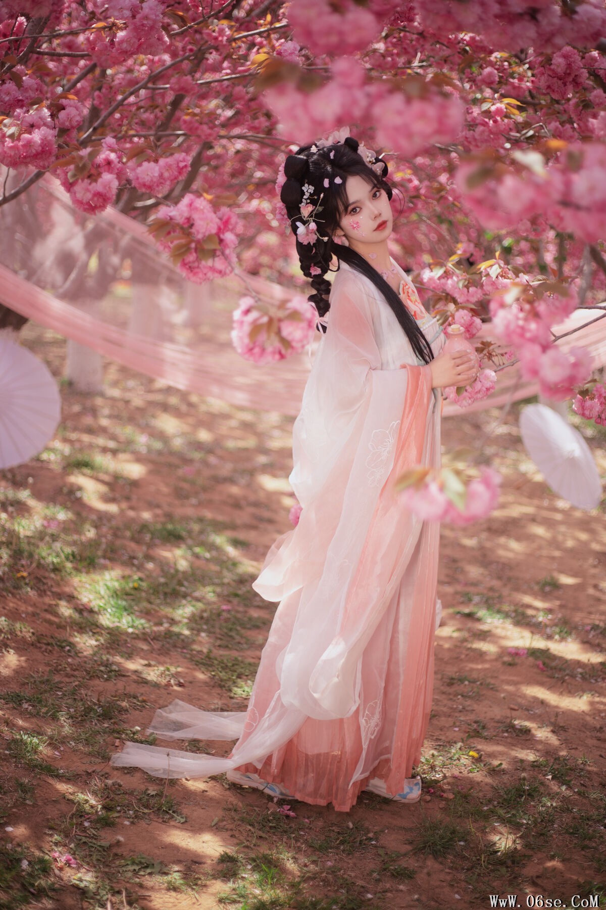 图片[4]-YiTuYu艺图语 Vol.7087 Wan Yi[27P]-六色网