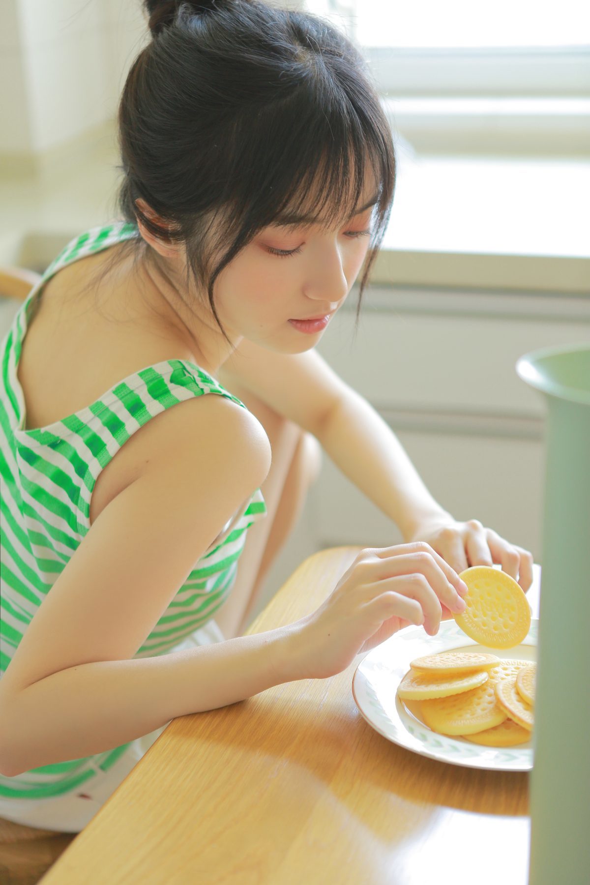 图片[13]-YiTuYu艺图语 Vol.3335 Xin Xin[24P]-六色网
