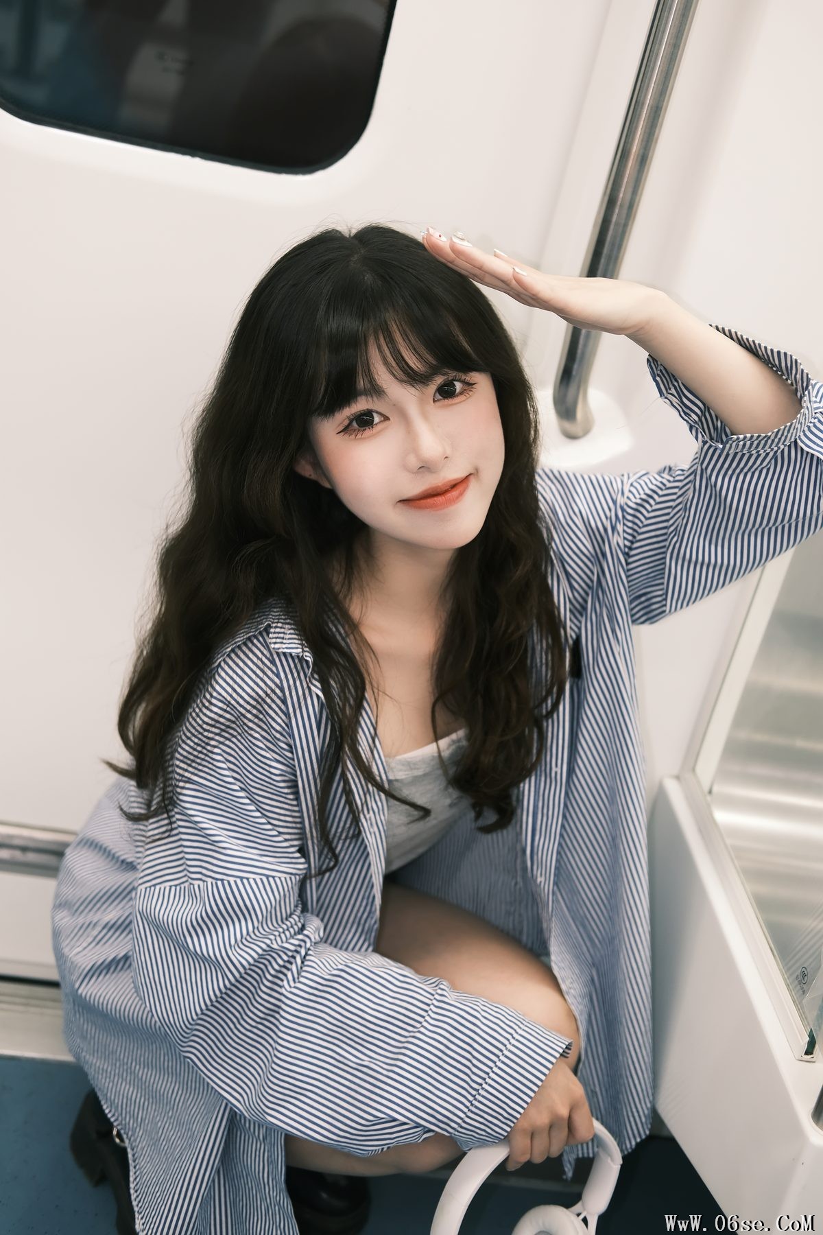 图片[21]-YiTuYu艺图语 Vol.5530 Lin Lin[24P]-六色网