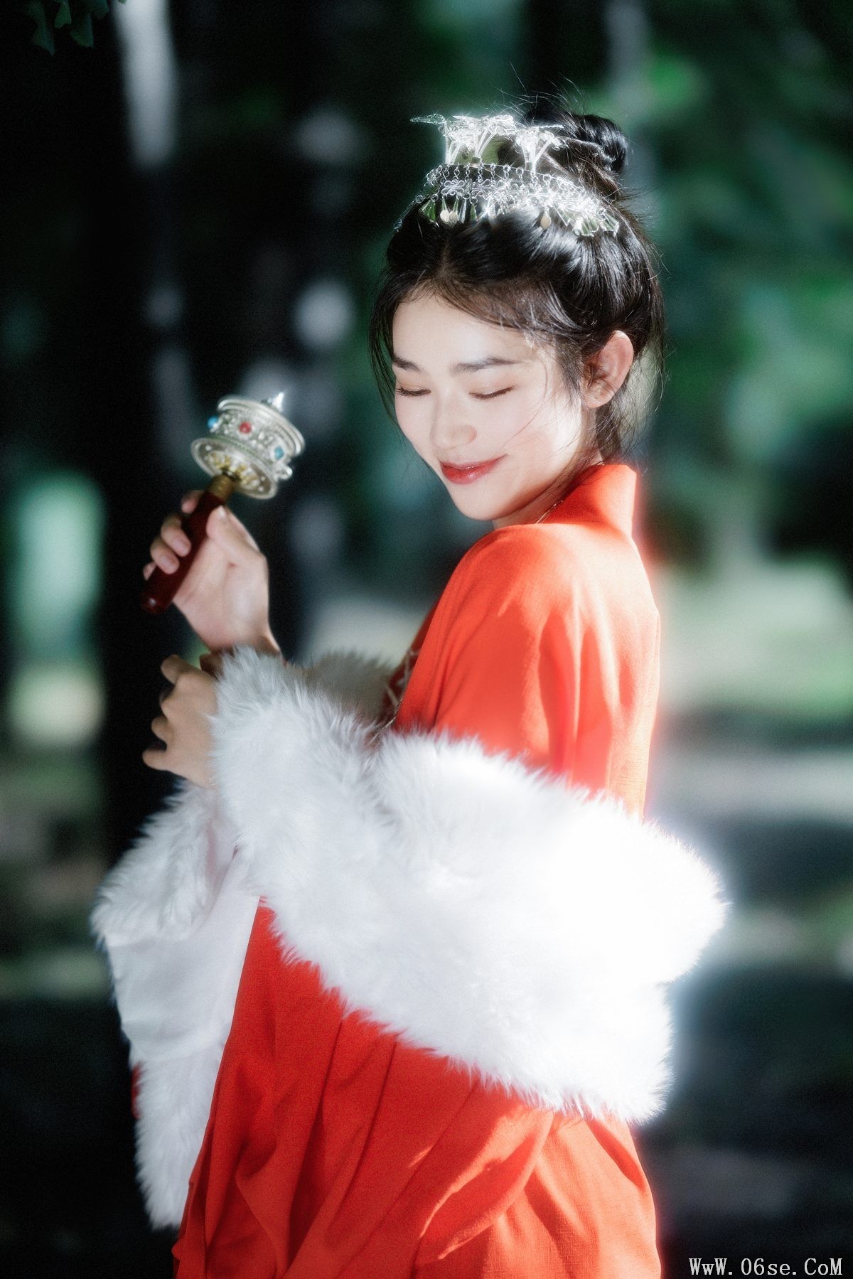 图片[21]-YiTuYu艺图语 Vol.5687 Zhou Xin[24P]-六色网