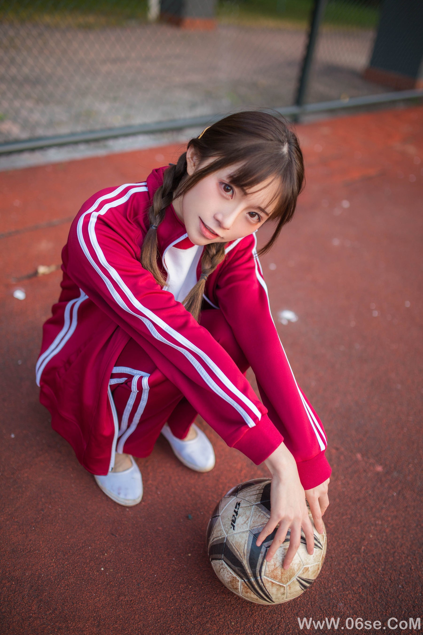 图片[10]-动漫博主Kitaro_绮太郎 红色运动服女孩[13P]-六色网