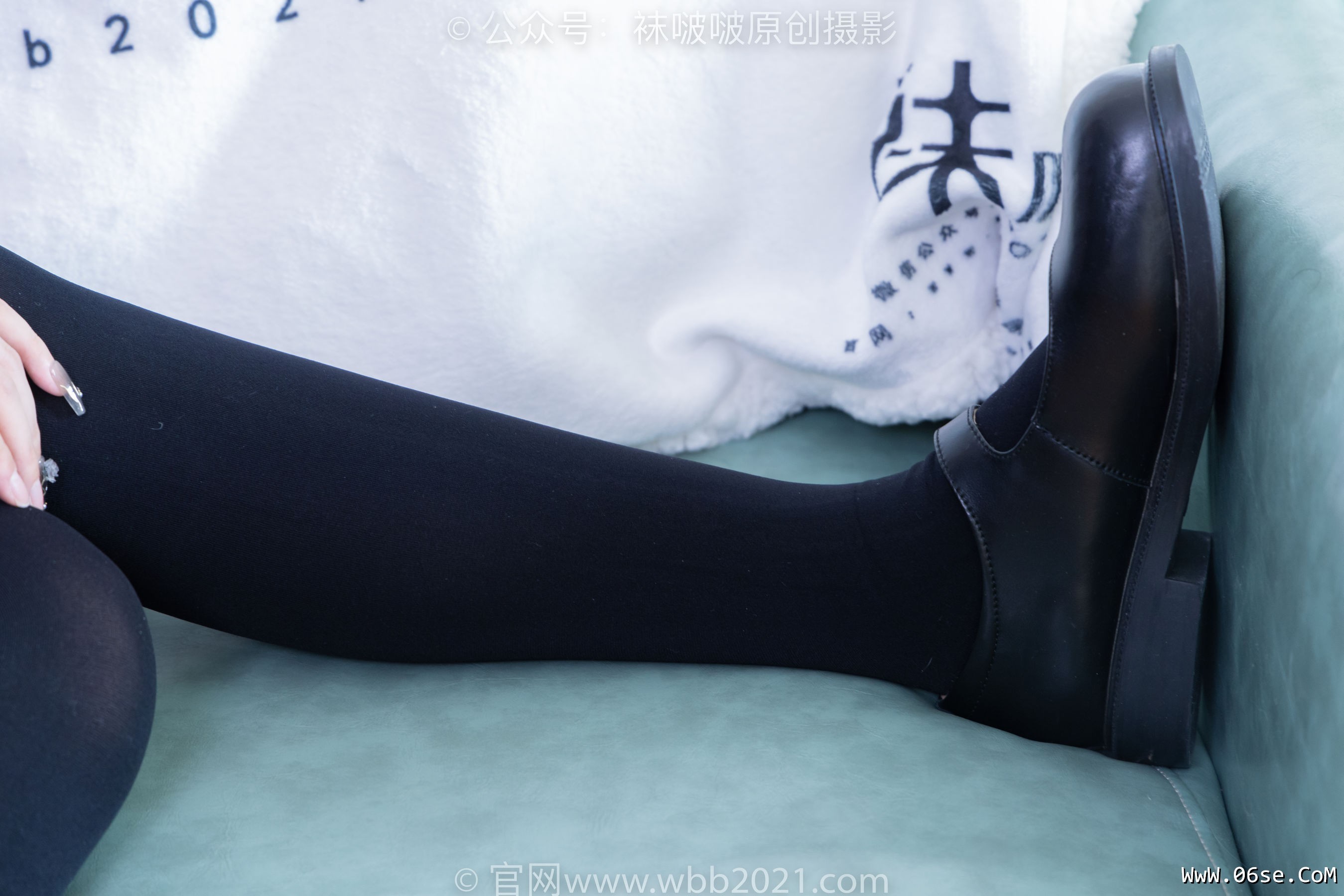 图片[27]-BoBoSocks袜啵啵 No.362 甜甜圈 -两双皮鞋、厚肉丝、厚黑丝、ol制服[230P]-六色网