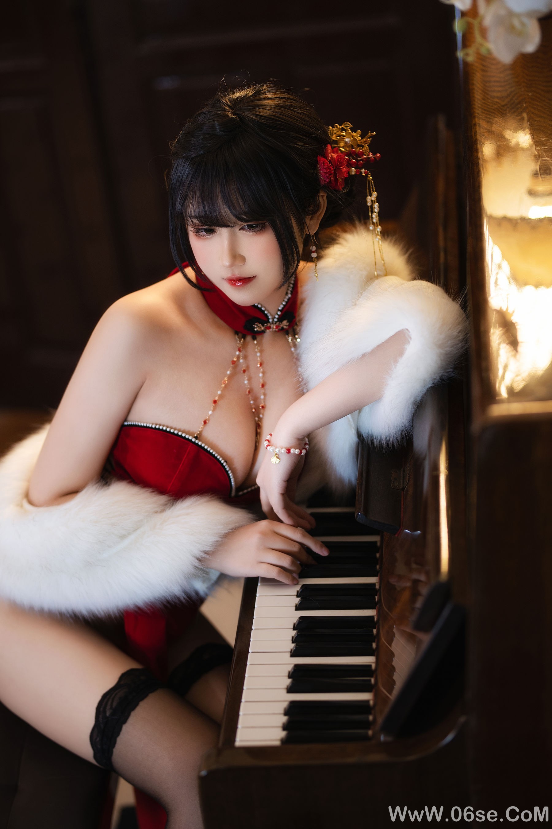 图片[17]-微博妹子三度_69 – 红丝绒旗袍[31P]-六色网