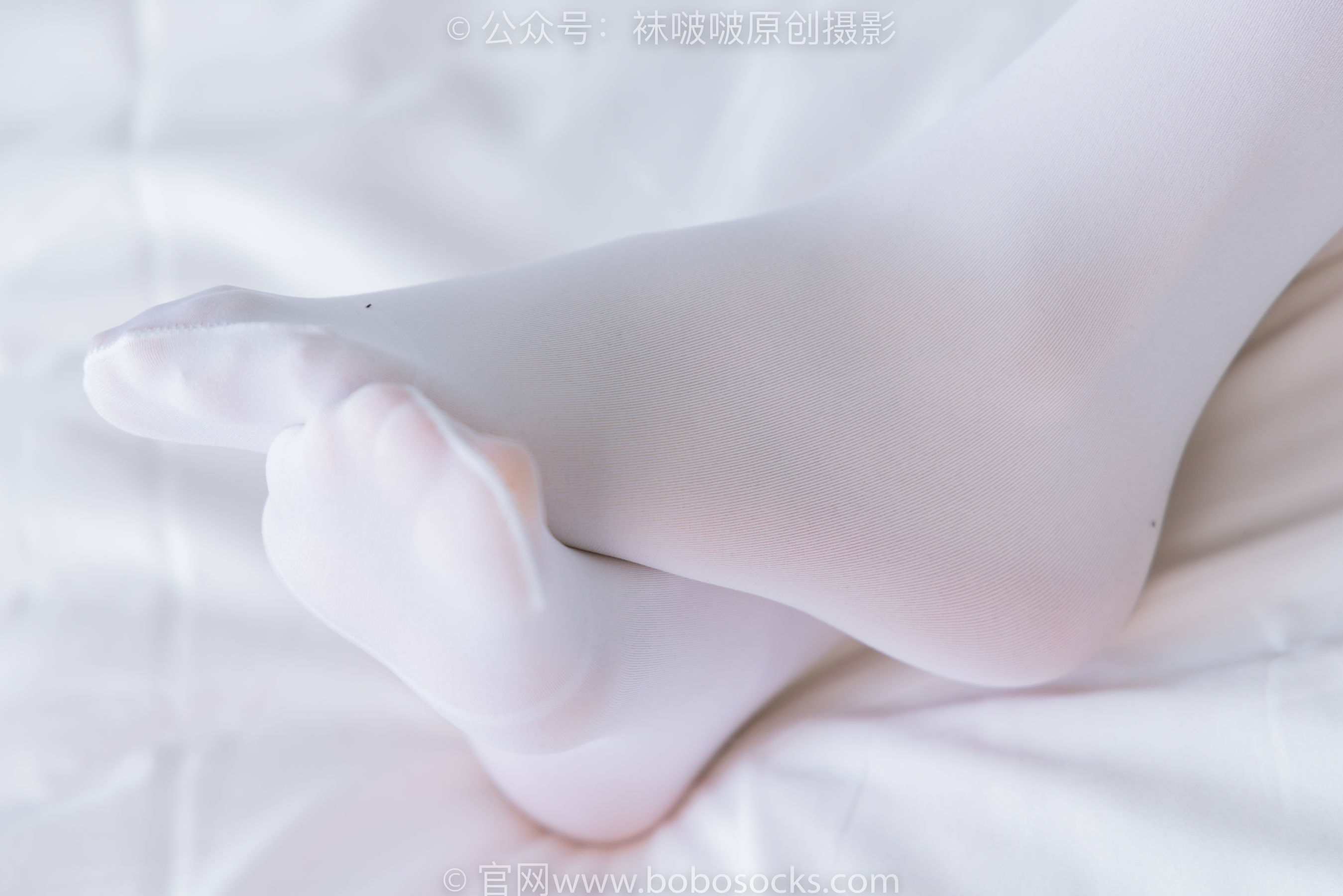 图片[11]-BoBoSocks袜啵啵 No.214 小沫 -黑色运动鞋、厚白丝[142P]-六色网