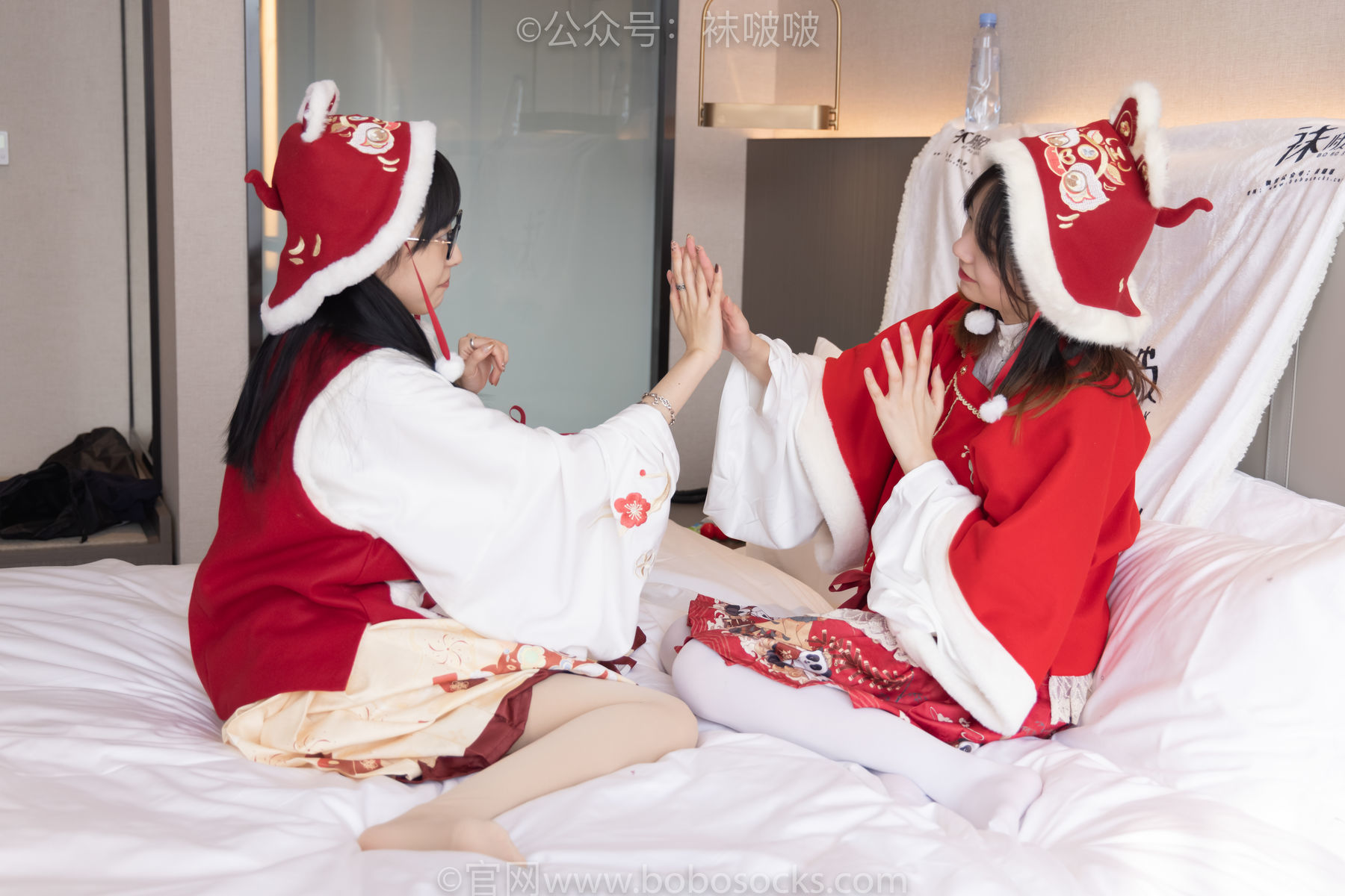 图片[128]-BoBoSocks袜啵啵 No.054 小甜豆与稚予-给大家拜年啦[139P]-六色网