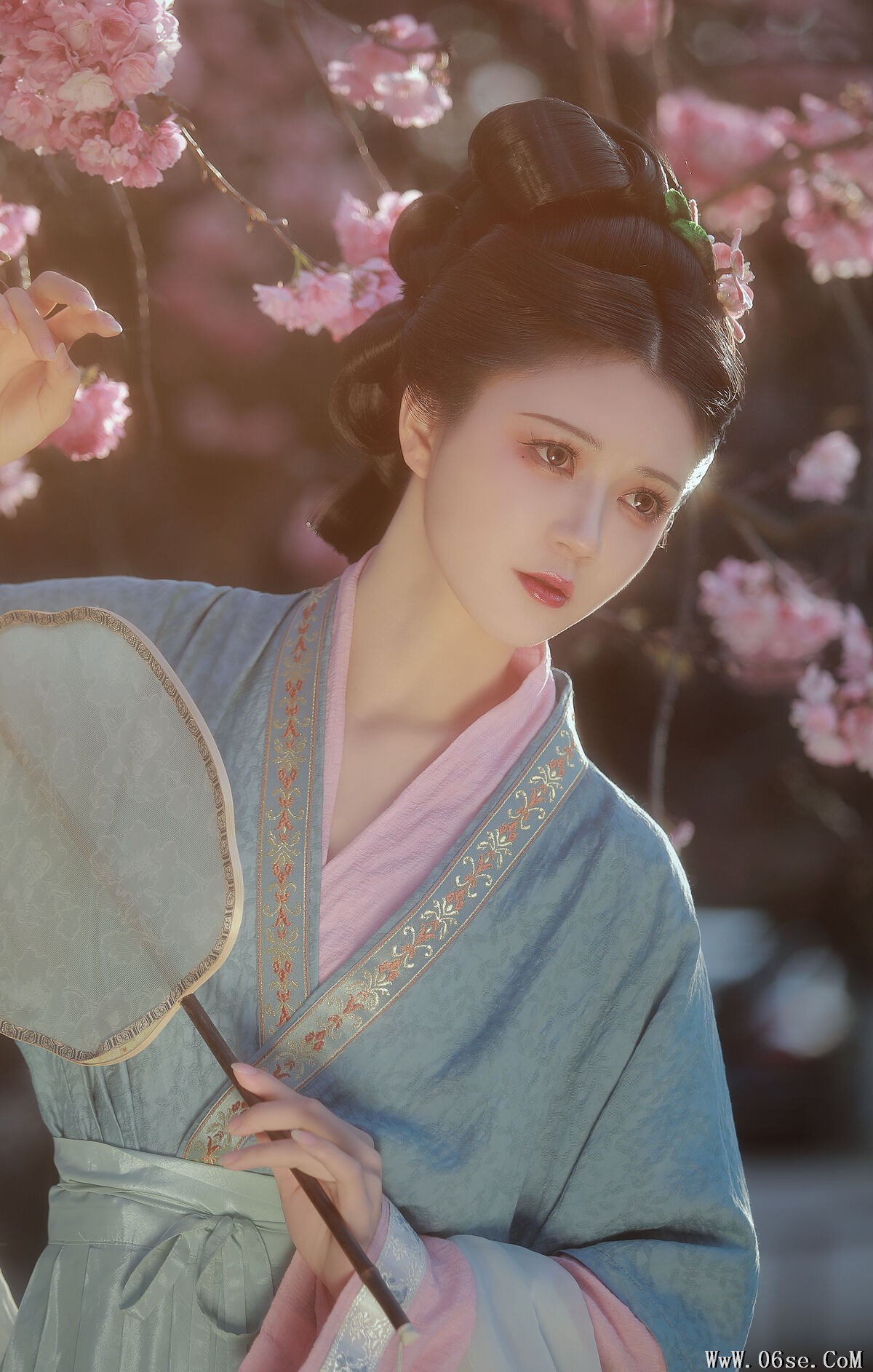 图片[14]-YiTuYu艺图语 Vol.7029 Yu Fang[25P]-六色网