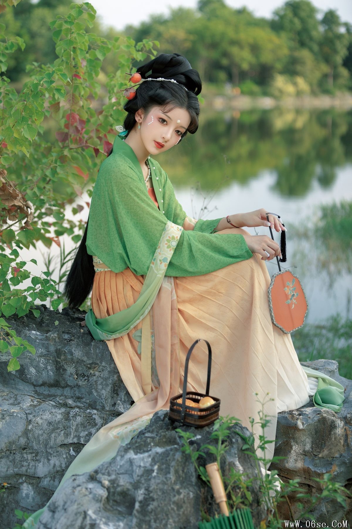 图片[4]-YiTuYu艺图语 Vol.5744 Xin Lan[39P]-六色网