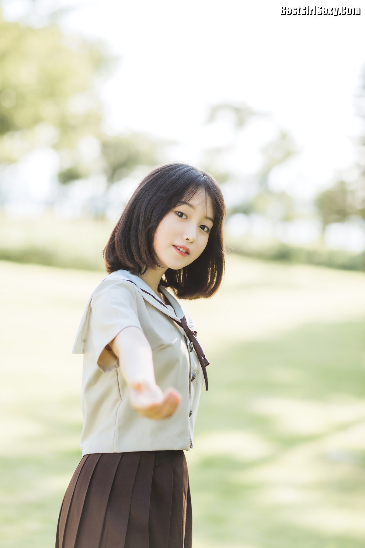 图片[23]-YiTuYu艺图语 Vol.4061 Si Yue Qing Xia[50P]-六色网