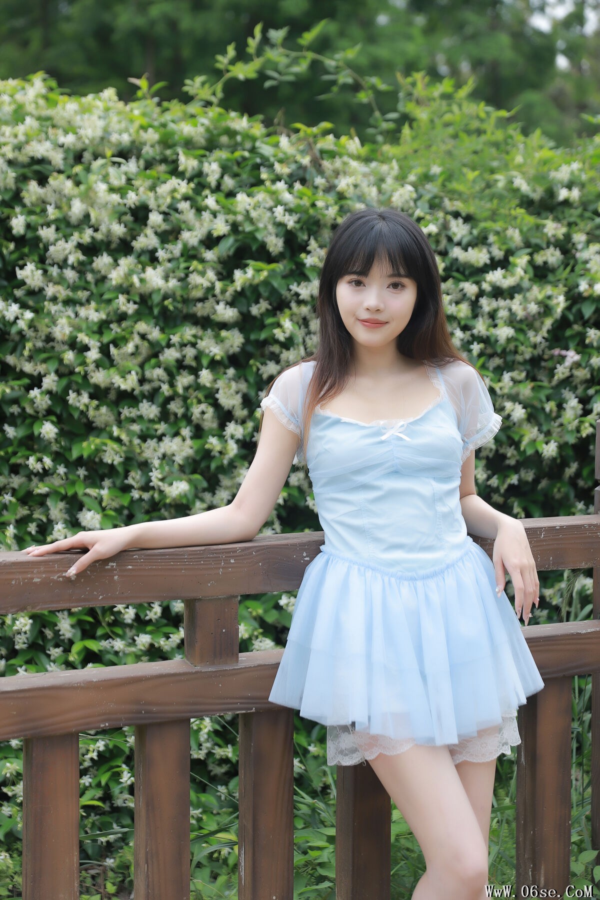 图片[4]-YiTuYu艺图语 Vol.7045 Xiao Wei Ren Er[28P]-六色网