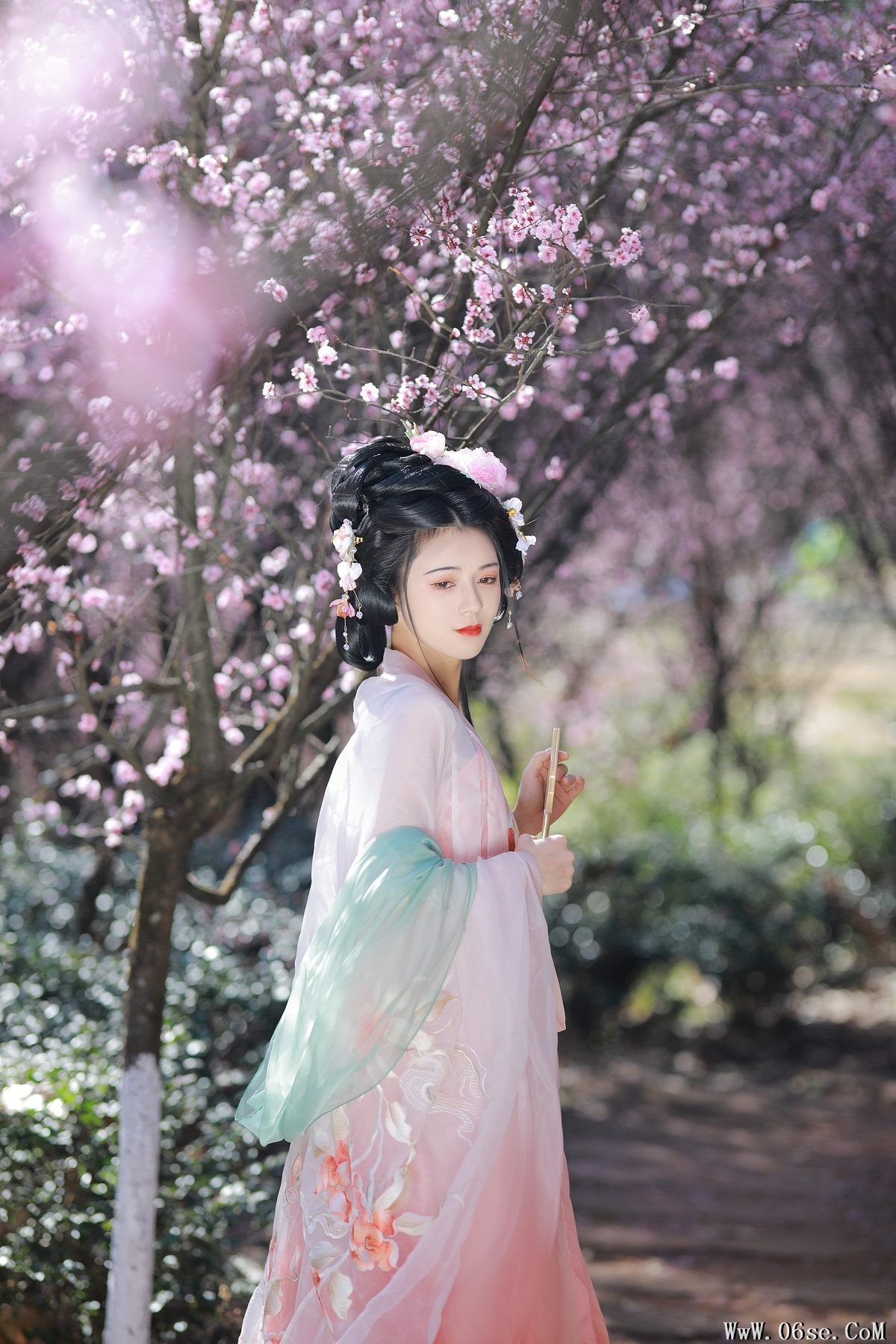 图片[27]-YiTuYu艺图语 Vol.3732 Wu Sui[28P]-六色网