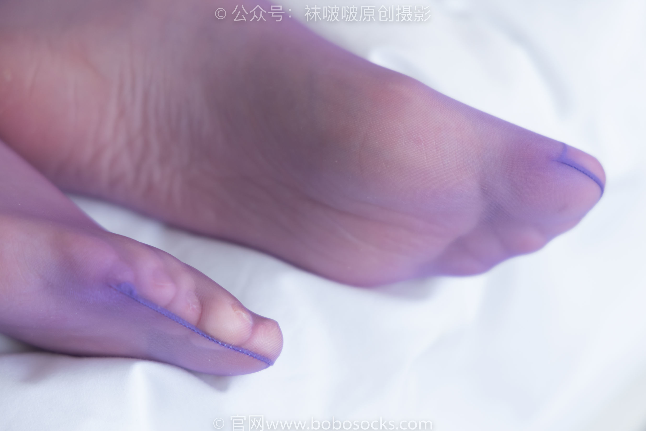 图片[92]-BoBoSocks袜啵啵 No.205 小甜 豆-白色高跟鞋、紫色油亮丝袜[140P]-六色网