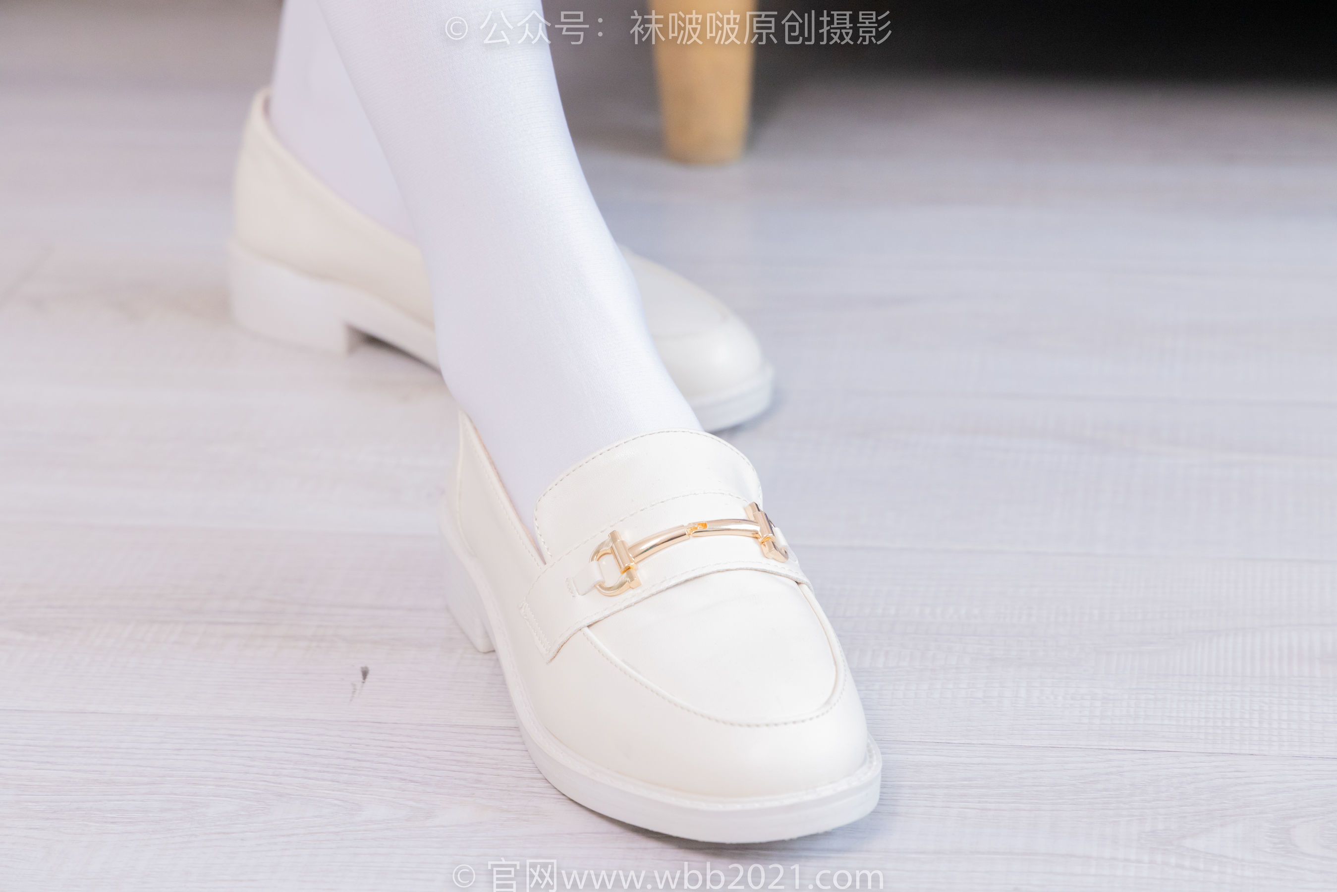 图片[119]-BoBoSocks袜啵啵 No.421 奶油 – 皮鞋、厚白丝、瑜伽动作时老头乐挠脚剧情[140P]-六色网