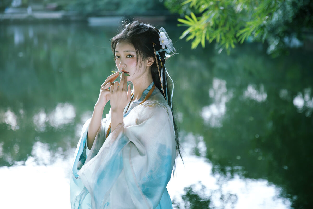 图片[22]-YiTuYu艺图语 Vol.6856 Er Liang Feng Yue[27P]-六色网