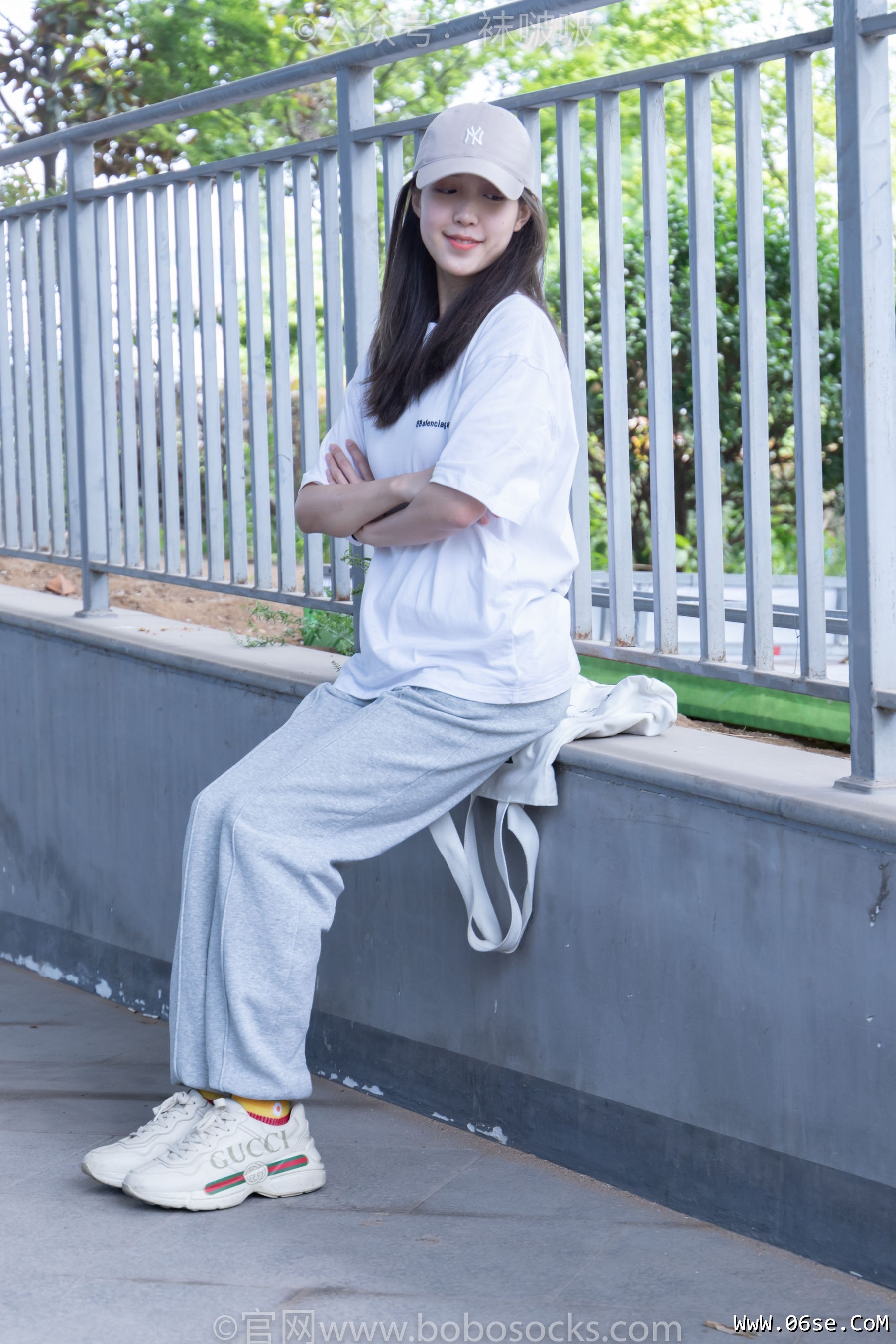 图片[23]-BoBoSocks袜啵啵 No.012 泡芙-运动鞋、白棉袜、裸足[132P]-六色网