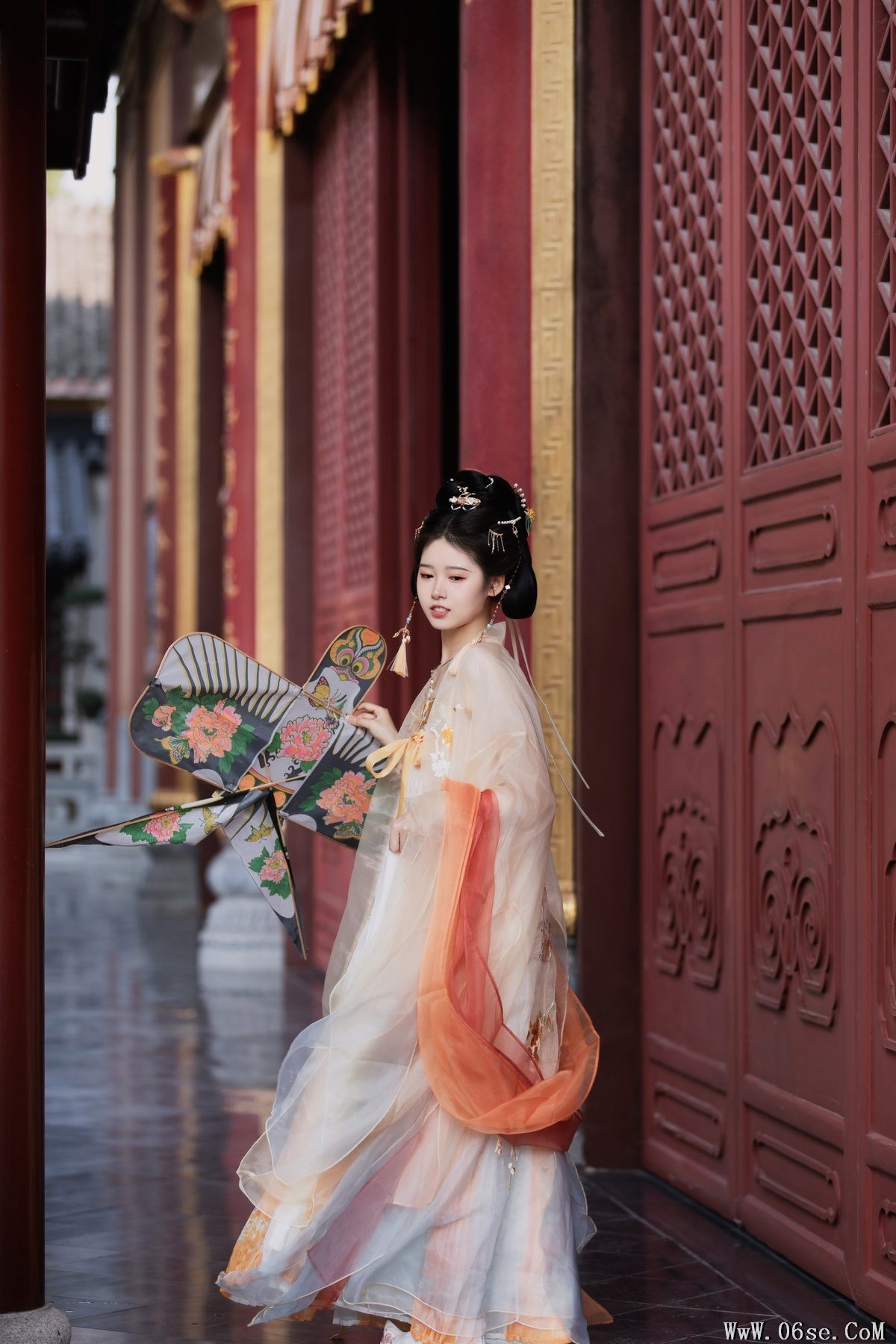 图片[6]-YiTuYu艺图语 Vol.6245 Woozi Pai Guo Jiang[22P]-六色网