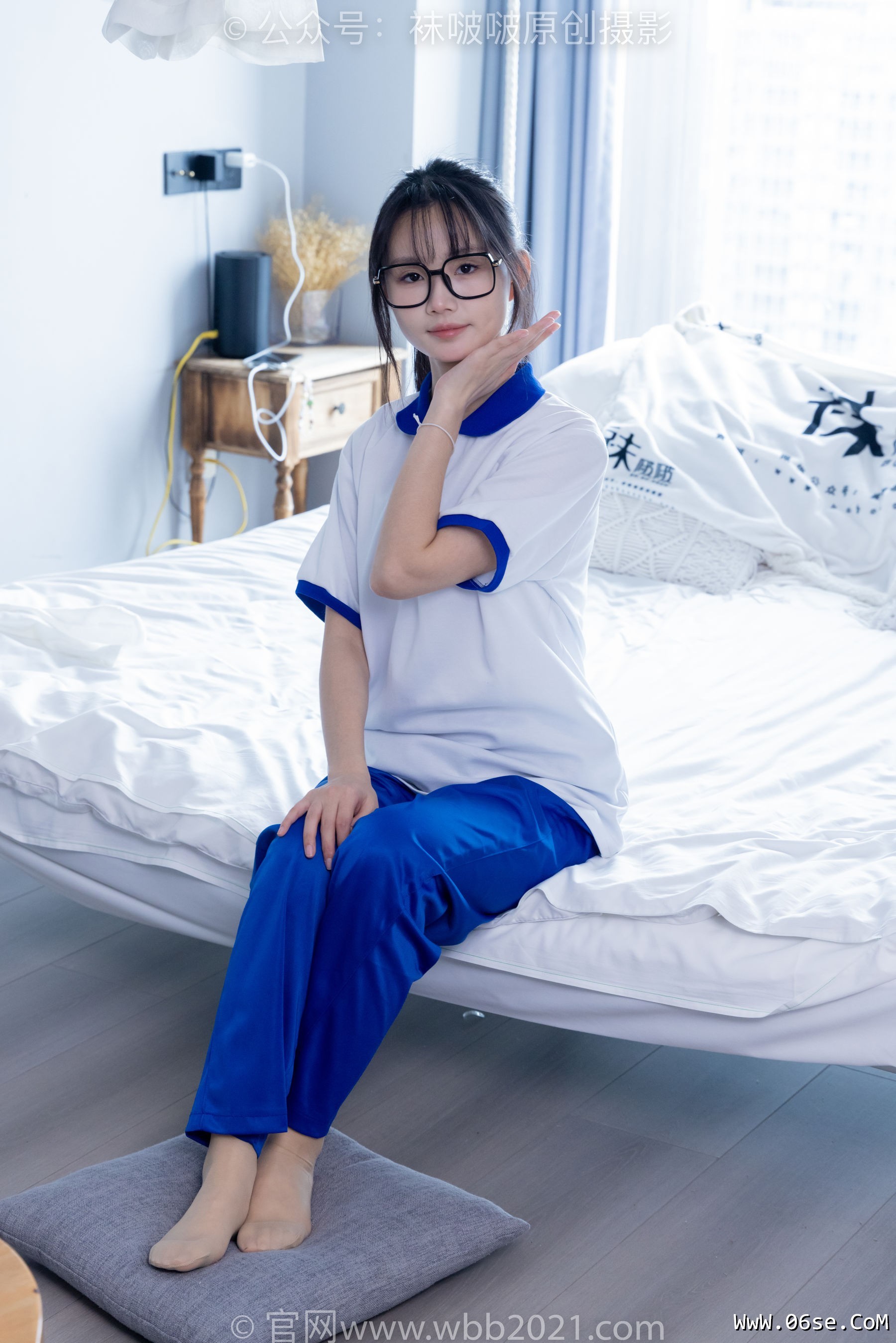图片[42]-BoBoSocks袜啵啵 No.351 甜甜圈 -板鞋、白棉袜、肉丝、校服裤里丝[150P]-六色网