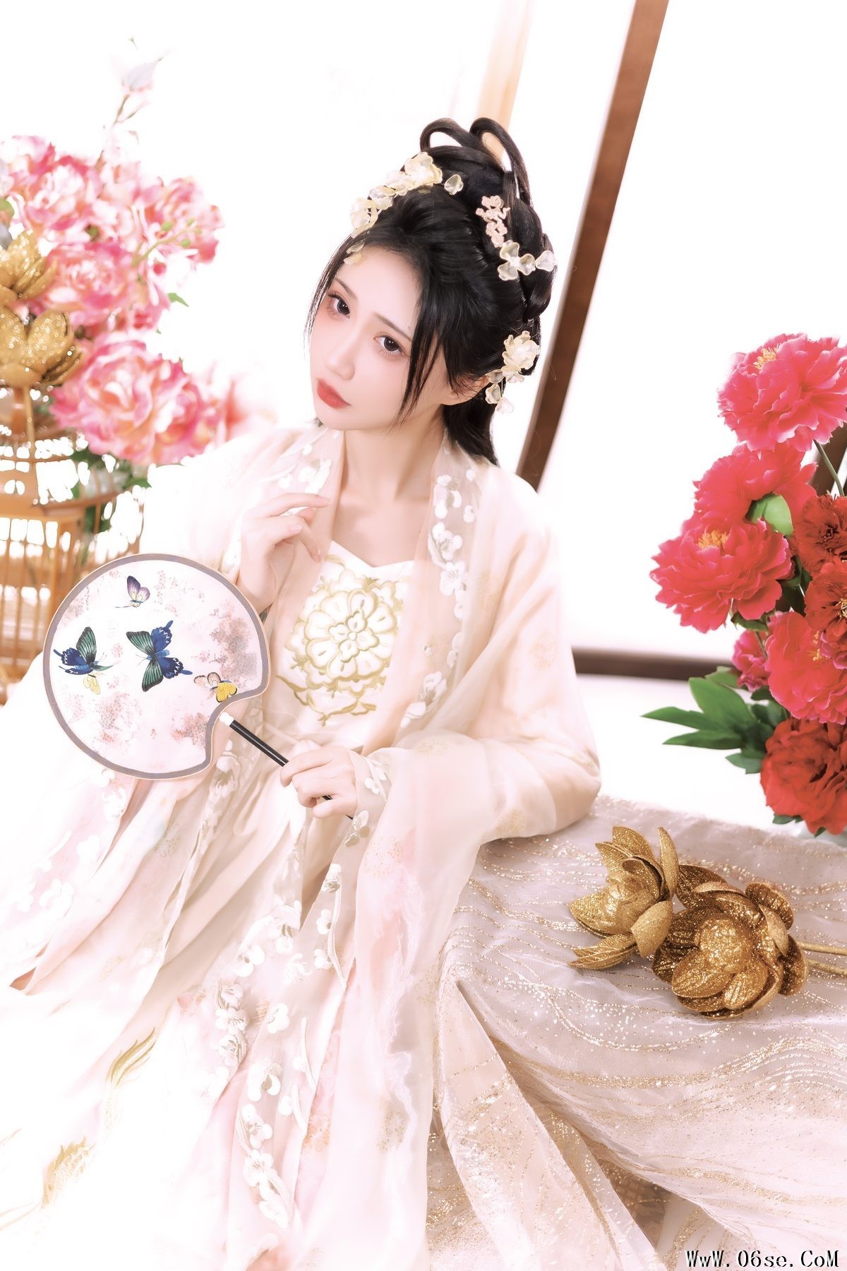 图片[21]-YiTuYu艺图语 Vol.3434 Qi Luo Sheng De Xiao Su Su[28P]-六色网
