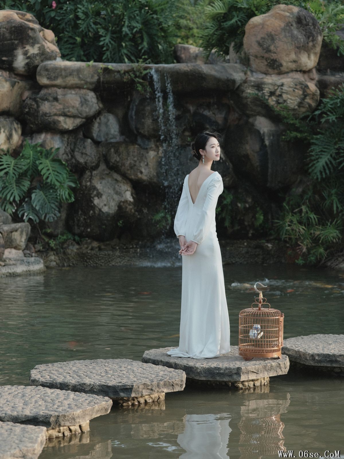 图片[38]-YiTuYu艺图语 Vol.3251 Likeu[47P]-六色网