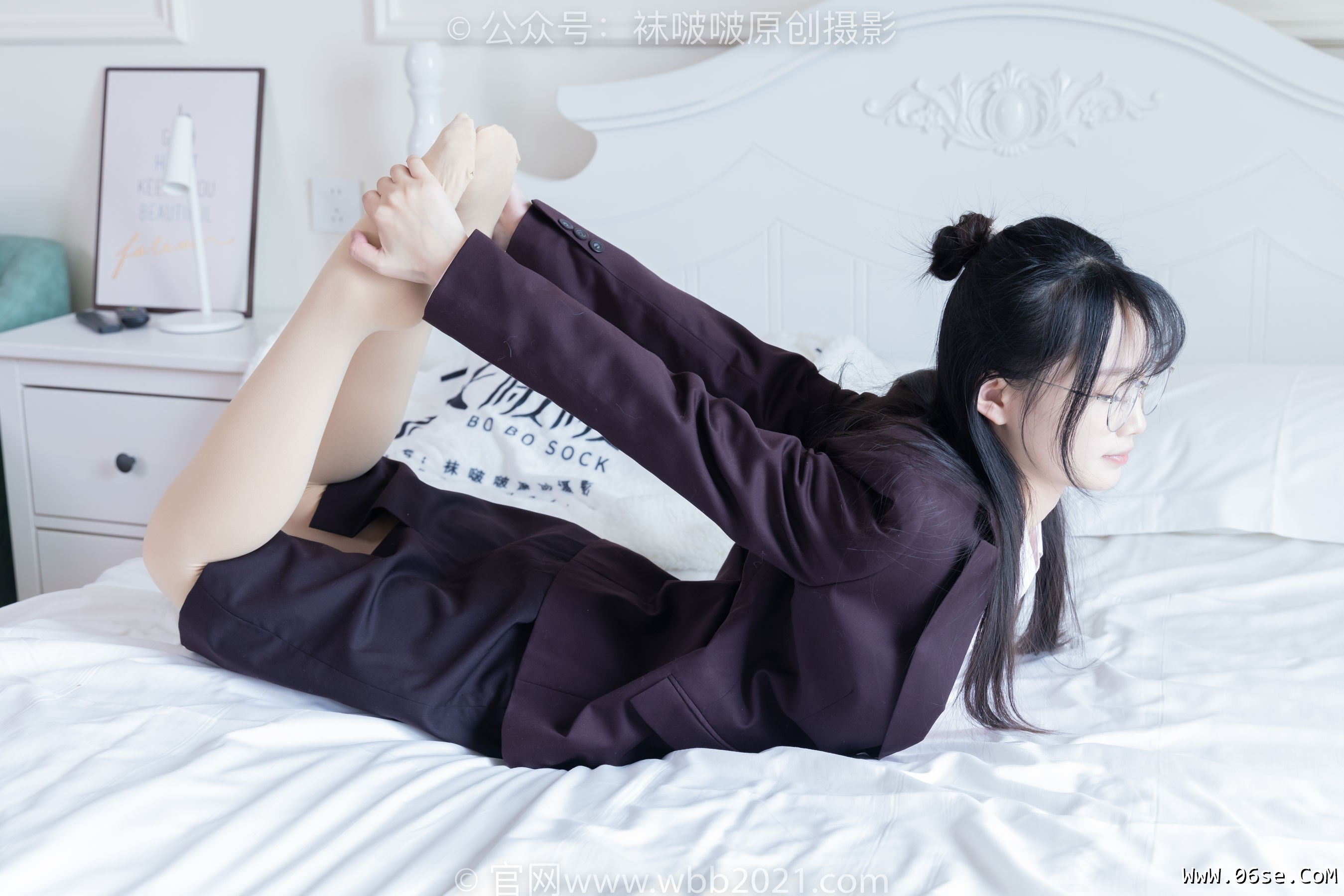 图片[166]-BoBoSocks袜啵啵 No.362 甜甜圈 -两双皮鞋、厚肉丝、厚黑丝、ol制服[230P]-六色网