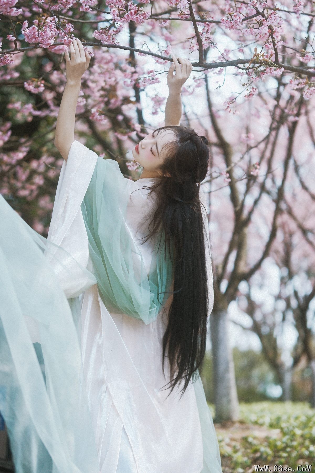 图片[20]-YiTuYu艺图语 Vol.3842 Mou Mou[20P]-六色网