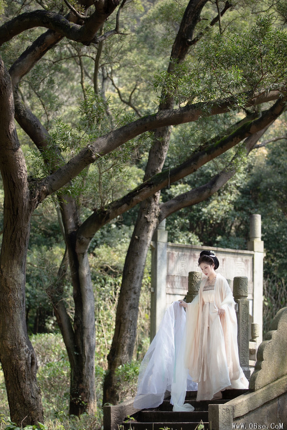 图片[3]-YiTuYu艺图语 Vol.7233 Wei Wei[28P]-六色网