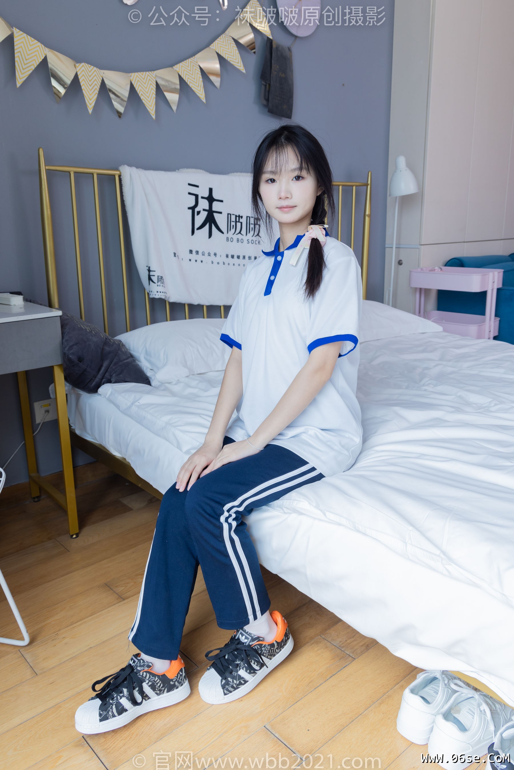 图片[30]-BoBoSocks袜啵啵 No.366 甜甜圈 -三双板鞋、白棉袜、短白丝[150P]-六色网