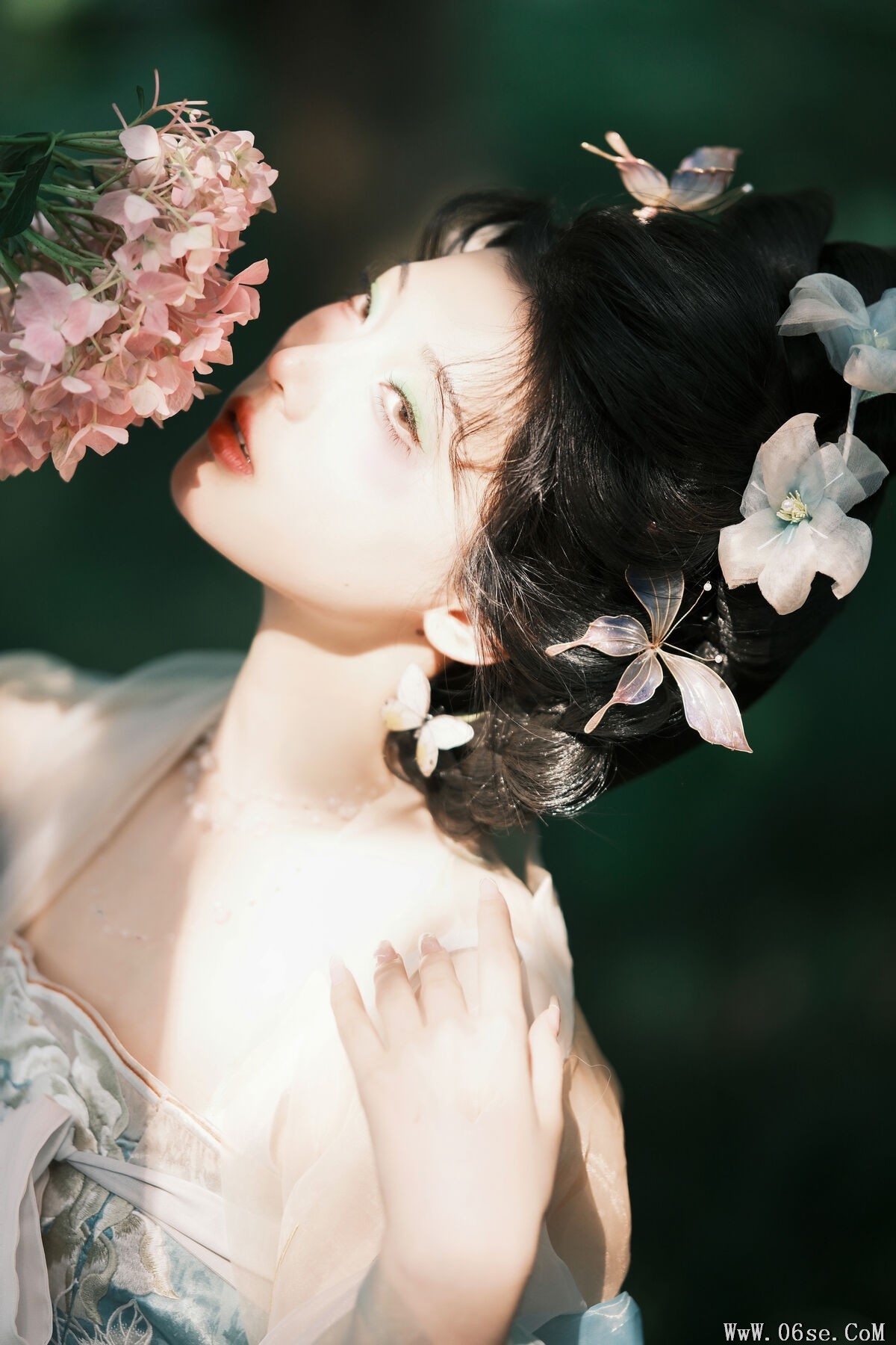图片[22]-YiTuYu艺图语 Vol.7109 Guo Guo[25P]-六色网