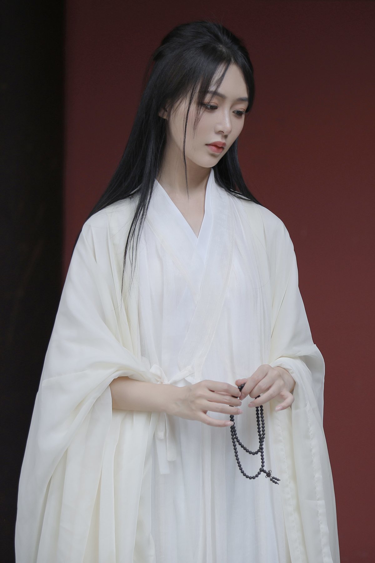 YiTuYu艺图语 Vol.4034 Su Mei Zai Lu Shang[26P]-六色网